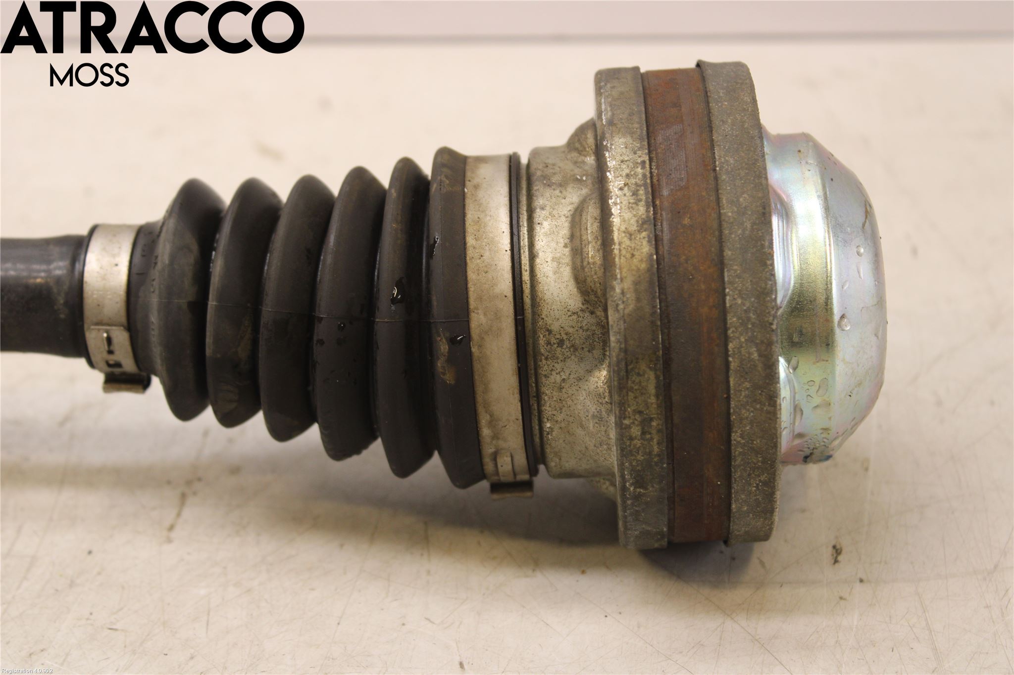 Volkswagen VW GOLF VI 09-13 Drivaksel Foran Kompl Venstre