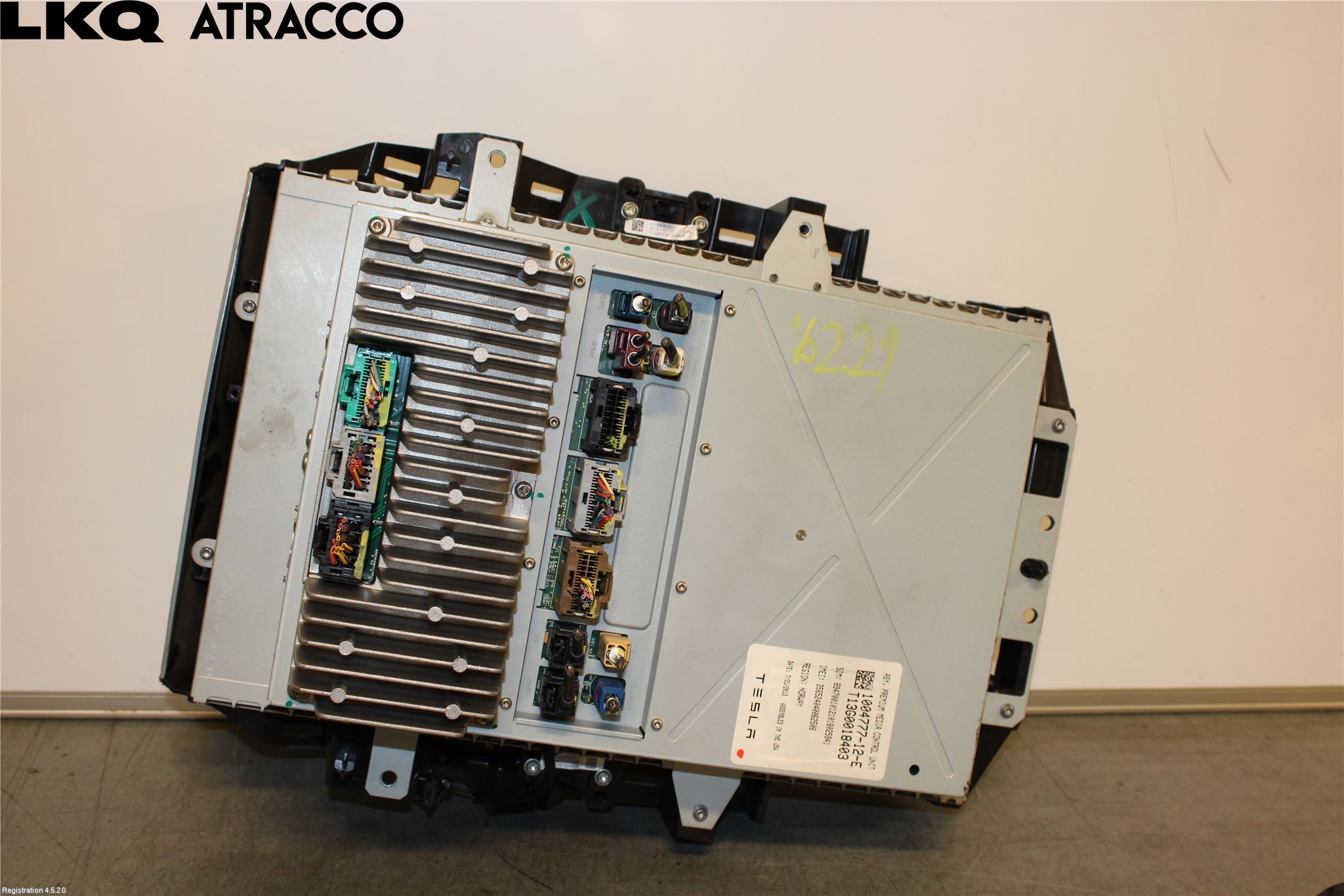 Tesla MODEL S 13- Multifunktionsdisplay