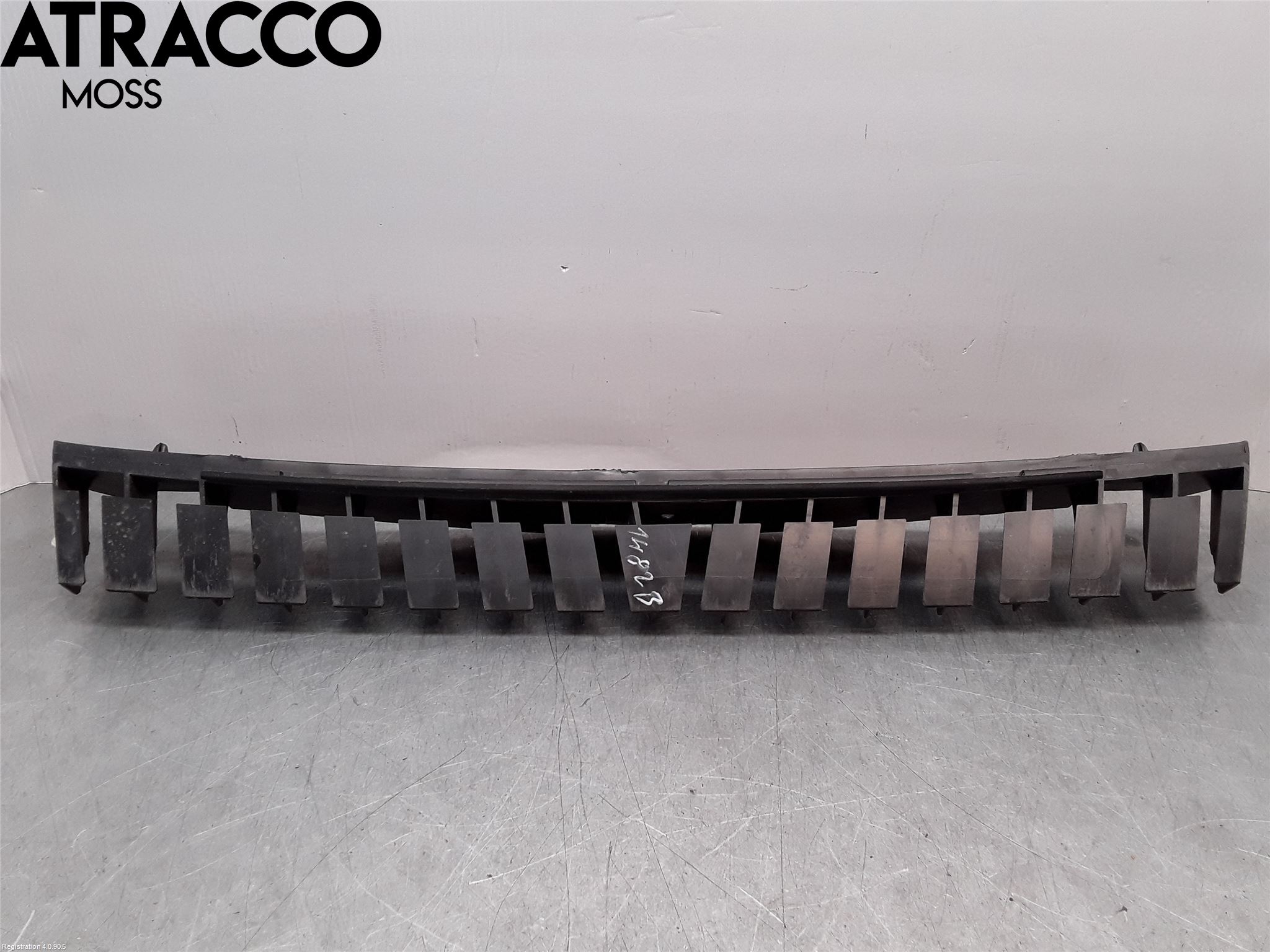 Peugeot 308 14-21 Støtfanger Bak Feste