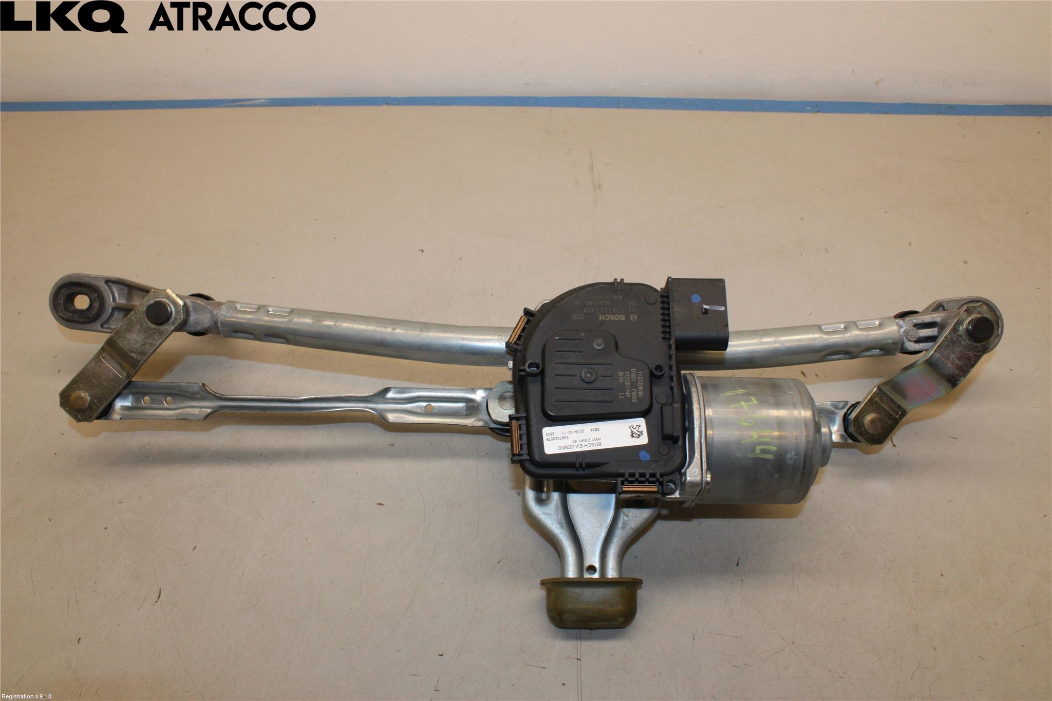 Peugeot 3008 17-24 Viskermotor Frontrute