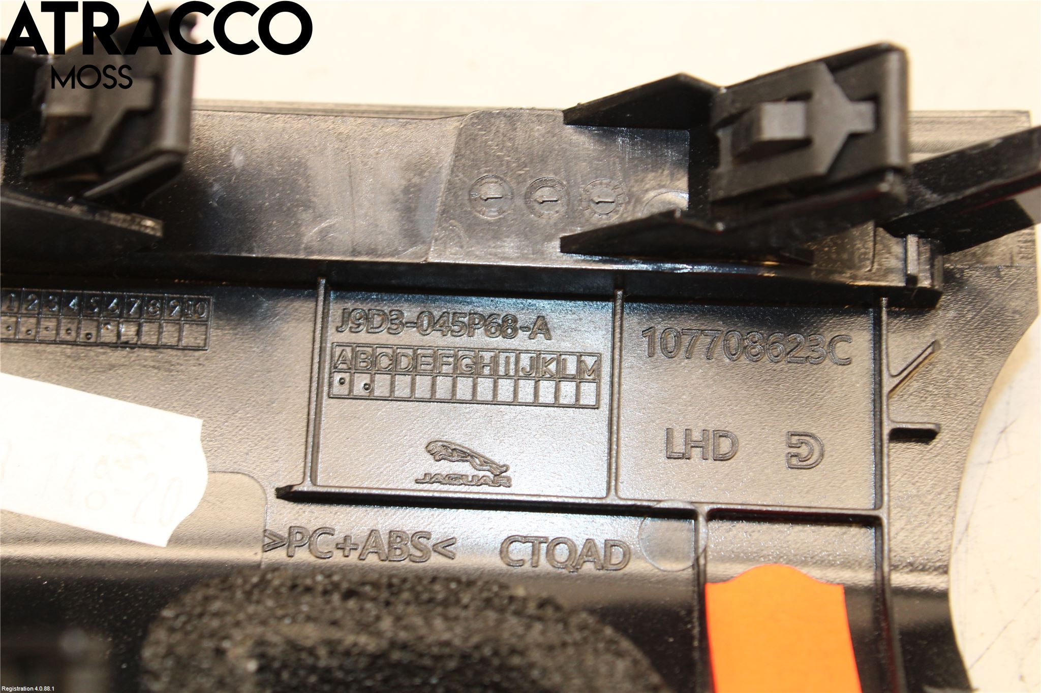 Jaguar I-PACE 18- Innr Dekor Instrbord