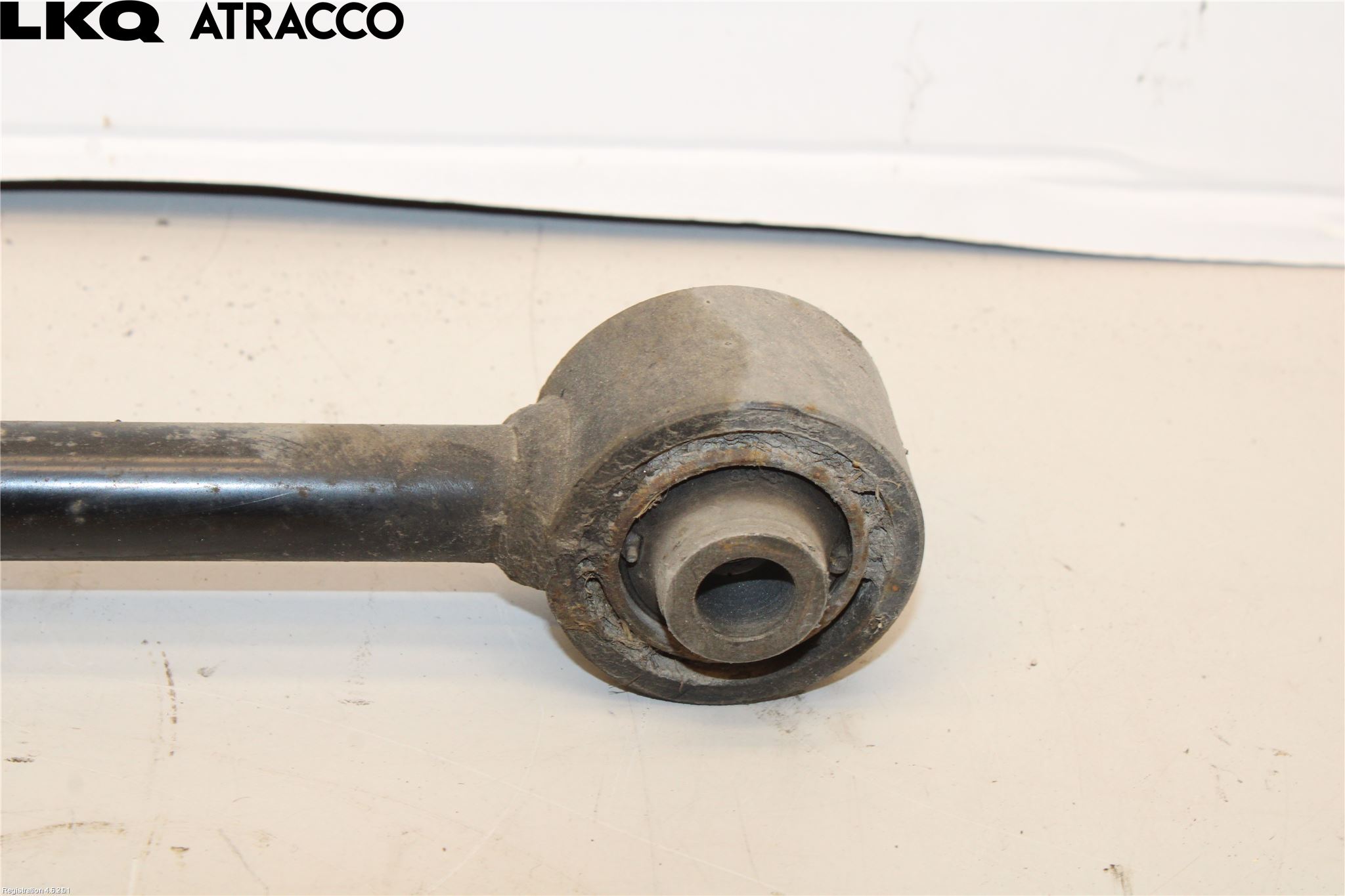 Toyota RAV4 19- Bærearm Bak Venstre