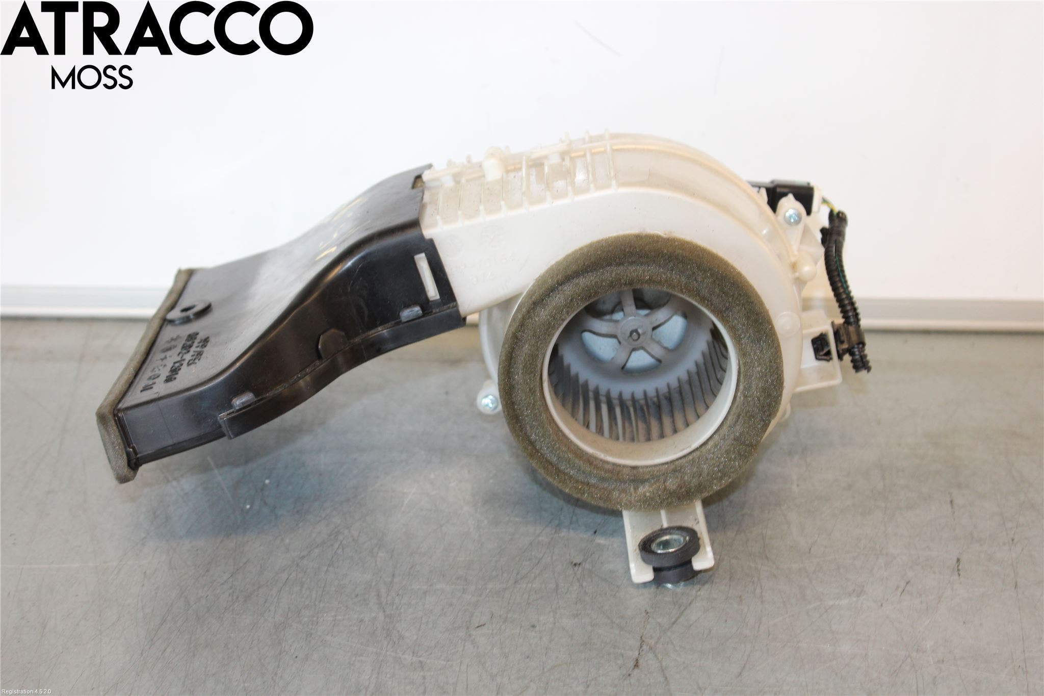 Toyota AURIS 13-19 Kjølevifte Elektrisk