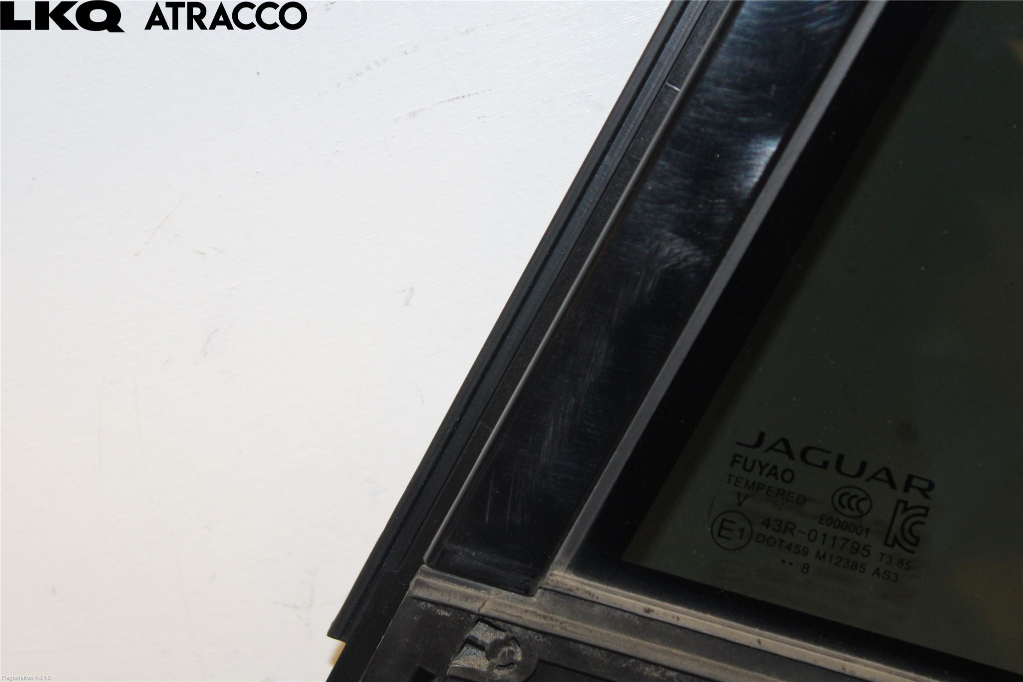 Jaguar I-PACE 18- Dørrute Bak Vens Trekant 4D