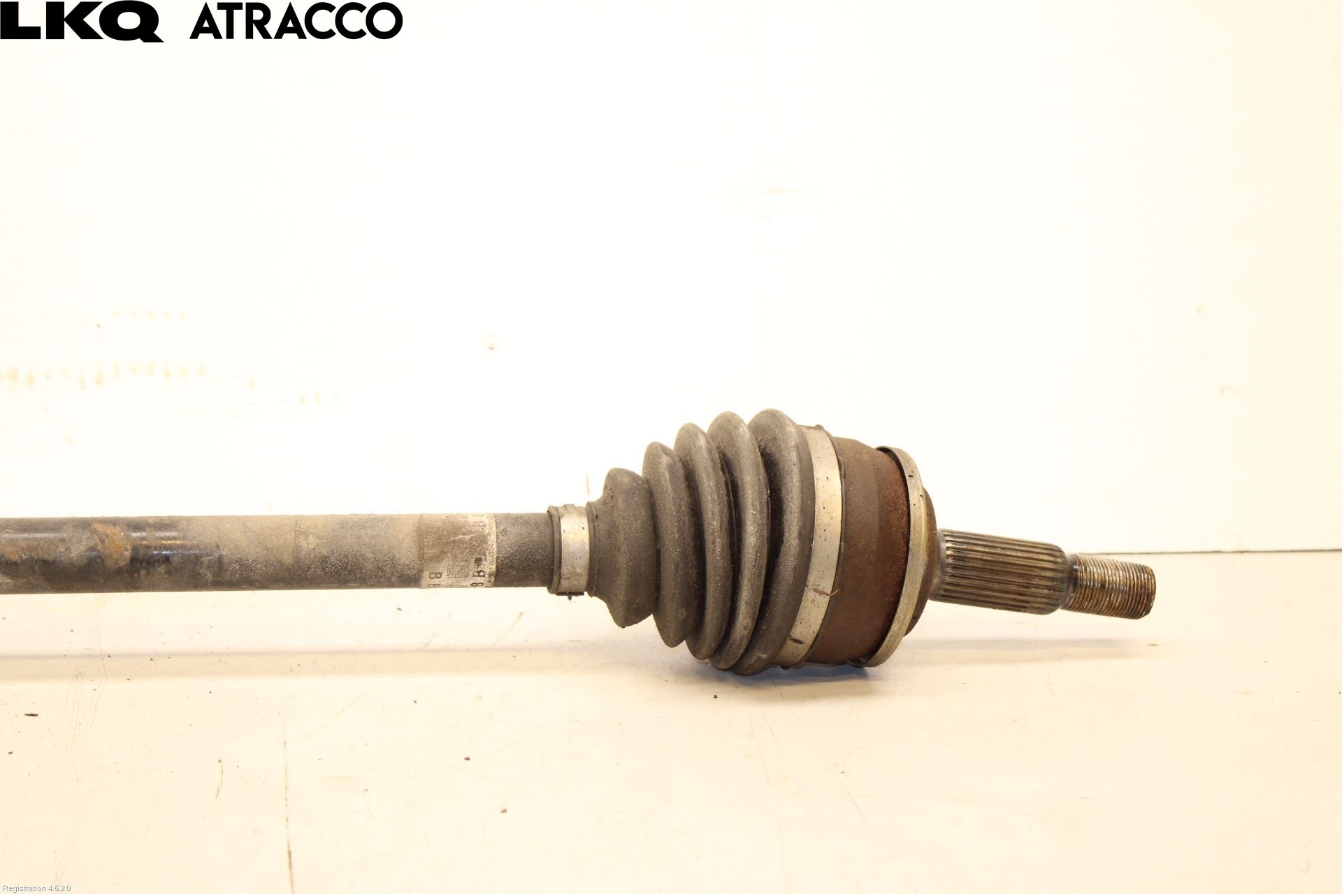 Toyota YARIS CROSS XP21 21- Drivaksel Foran Kompl Høyre