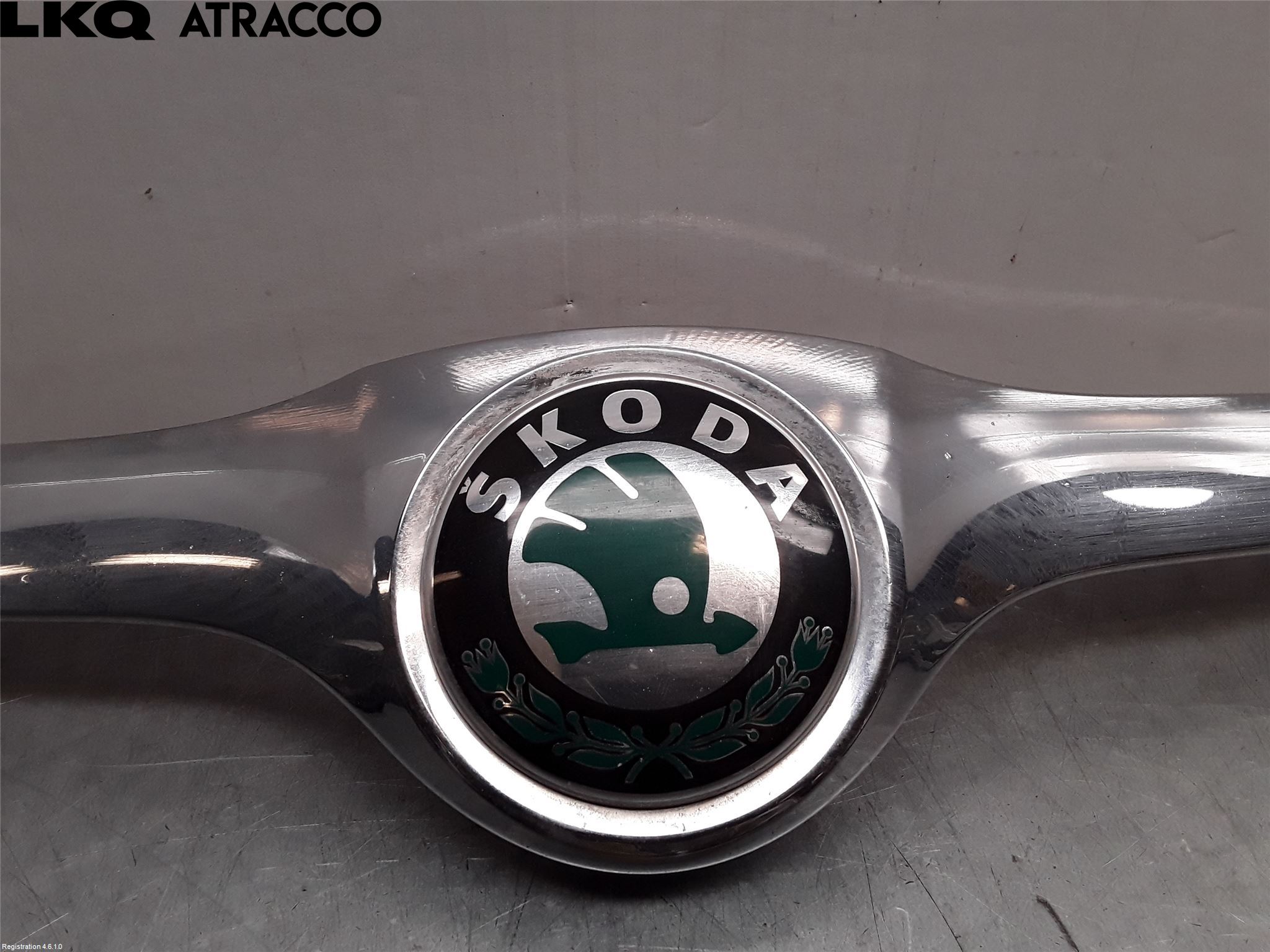 Skoda SUPERB 09-15 Emblem