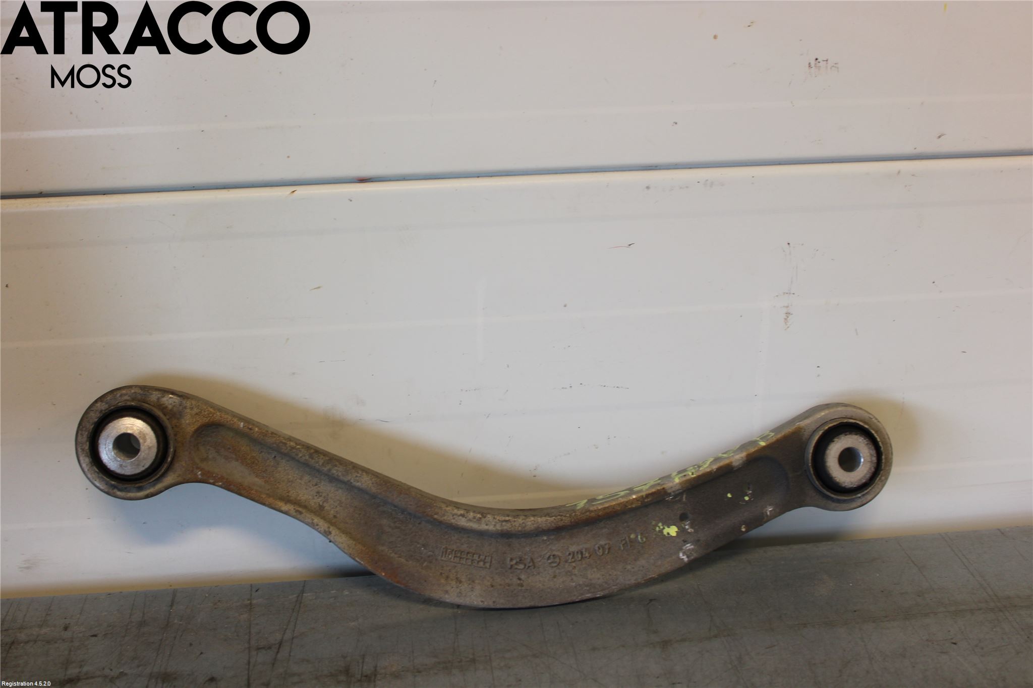 Mercedes-Benz MB C-KLASS (W205) 14-21 Bærearm Bak Venstre