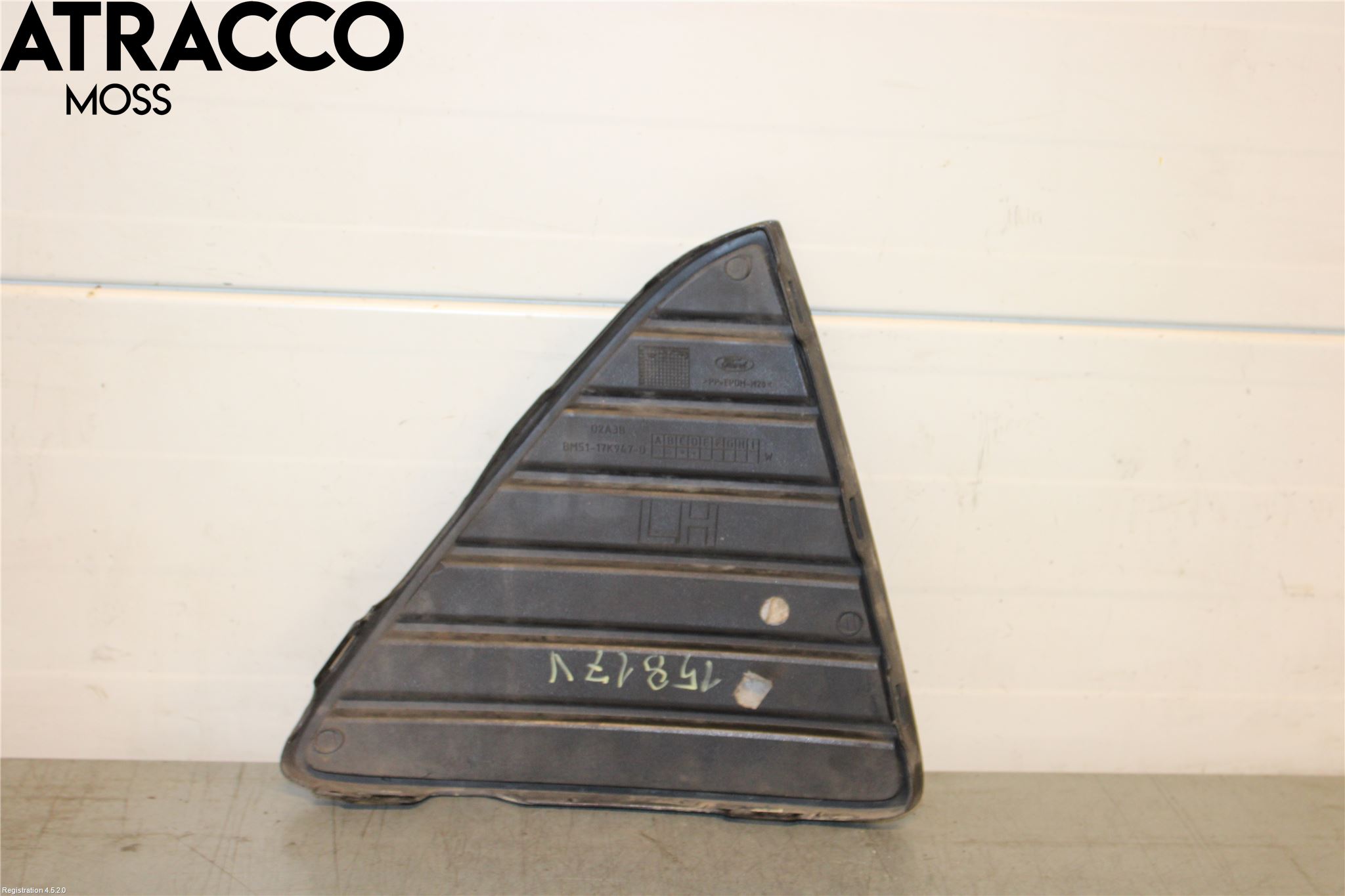 Ford FOCUS 11-14 Grilldel Venstre