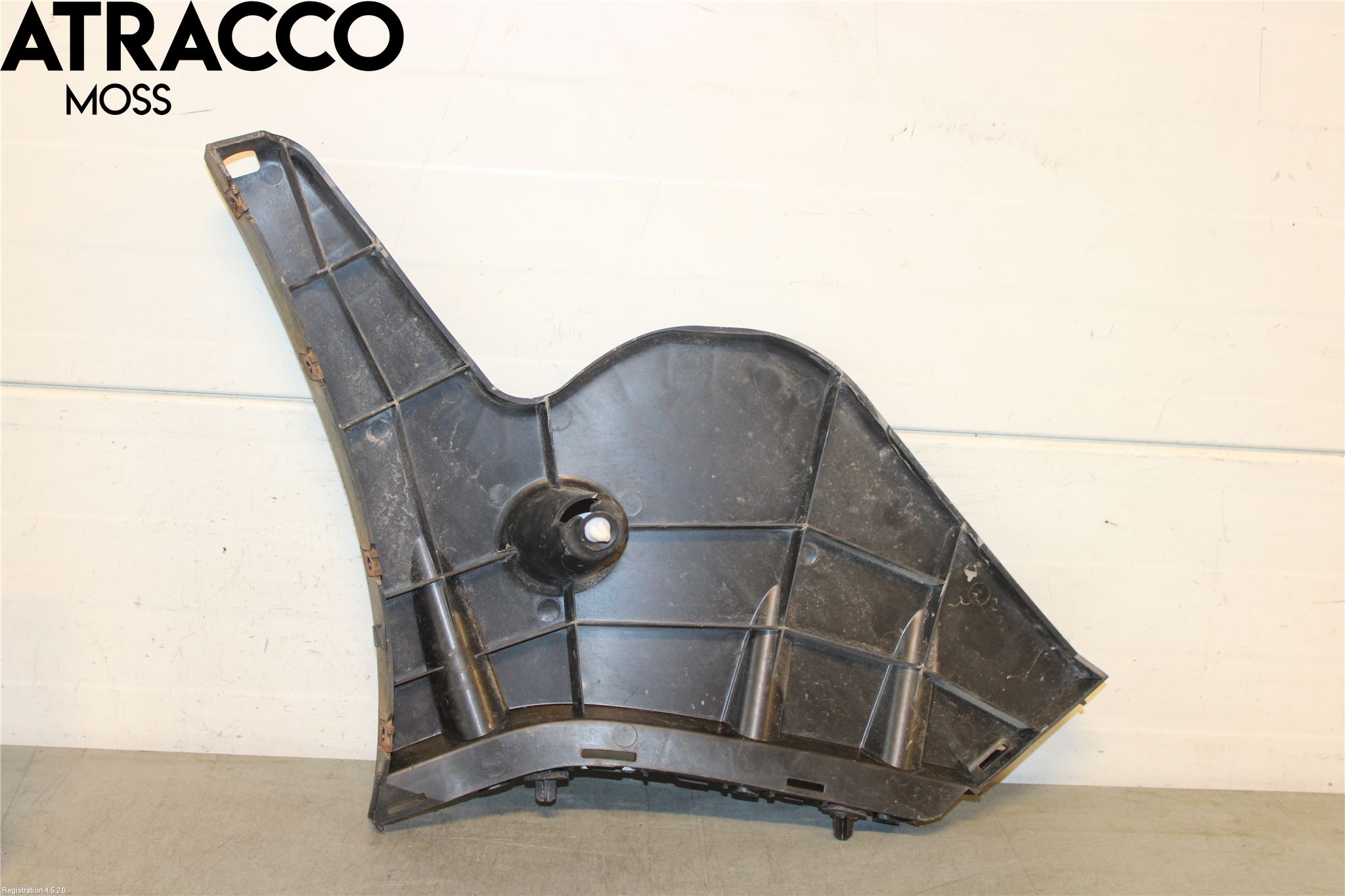 Volvo V60 11-13 Støtfangerfeste Bak Venstre