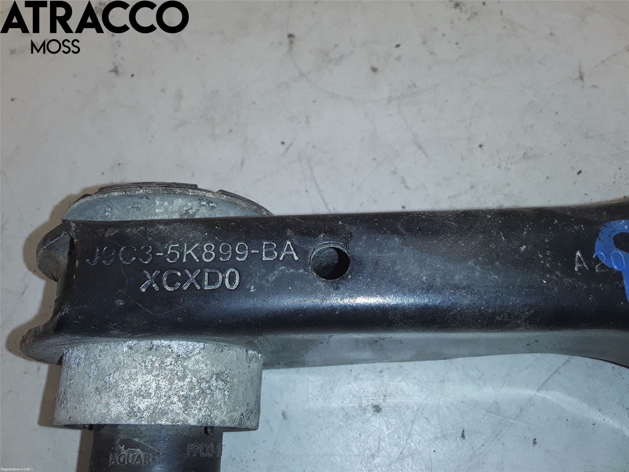 Jaguar I-PACE 18- Bakaksel Momentstag