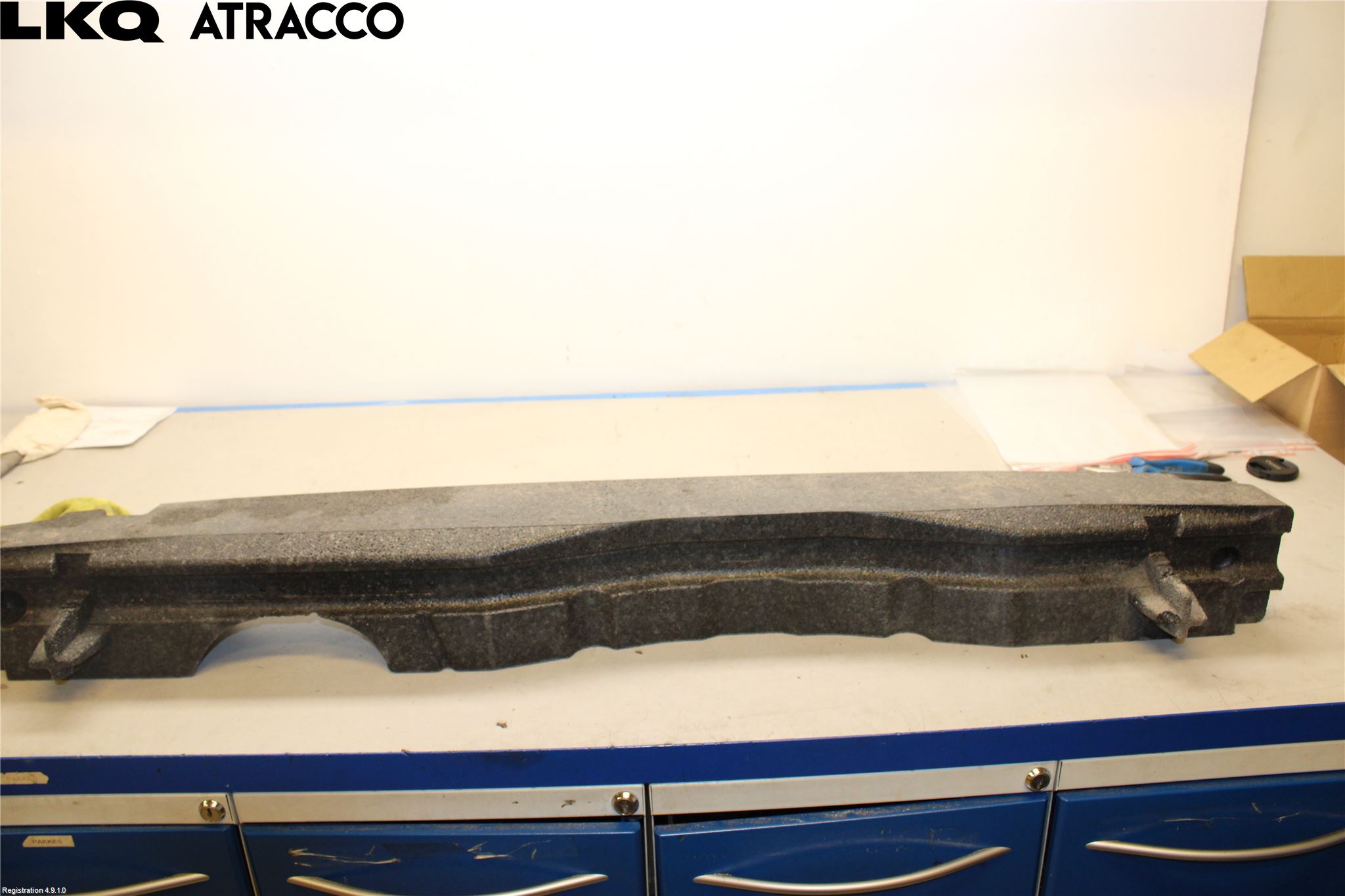 Audi A3/S3 8V 13-20 Støtfanger Foran Demper