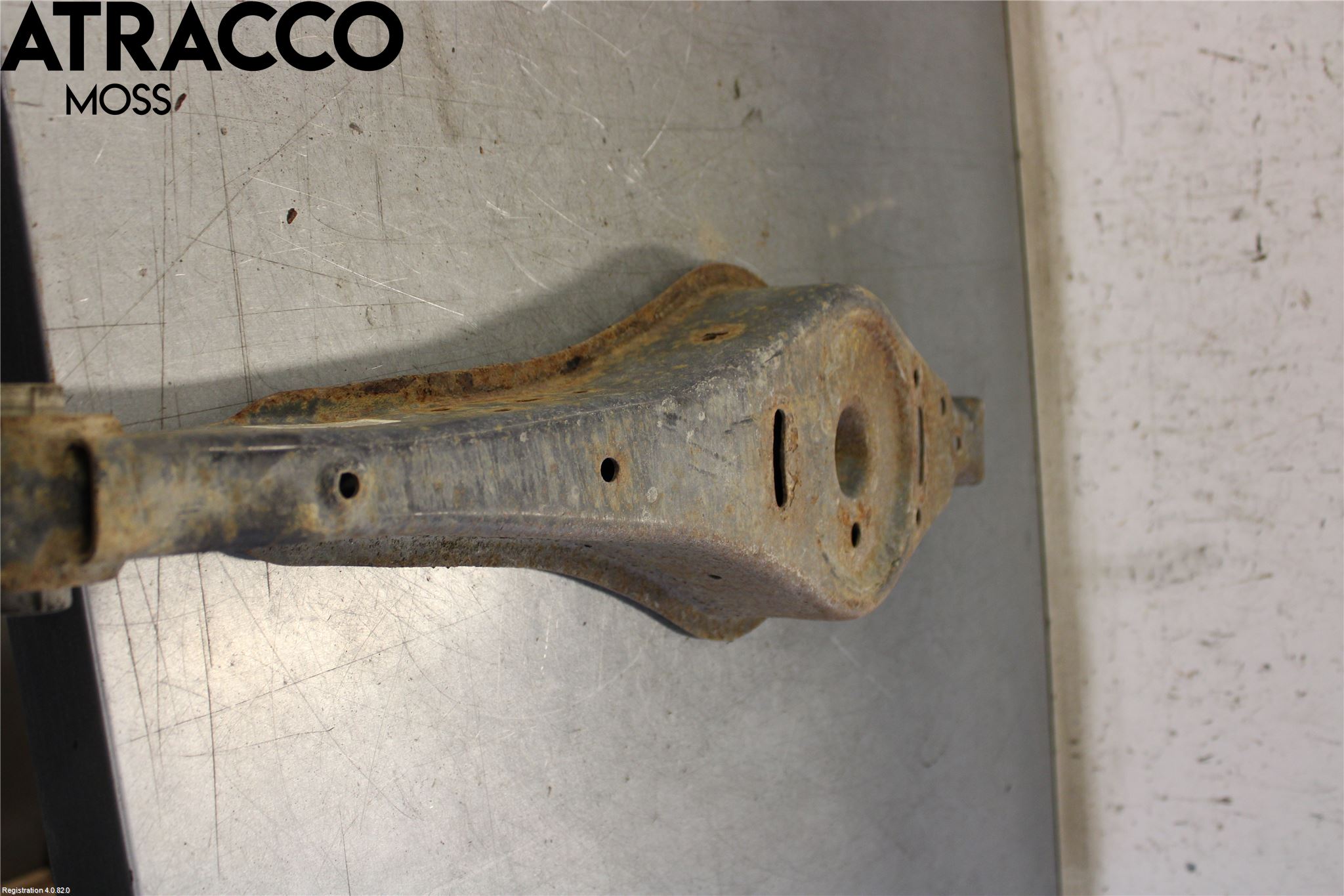 Volkswagen VW GOLF VI 09-13 Bærearm Bak  Venstre - Høyre