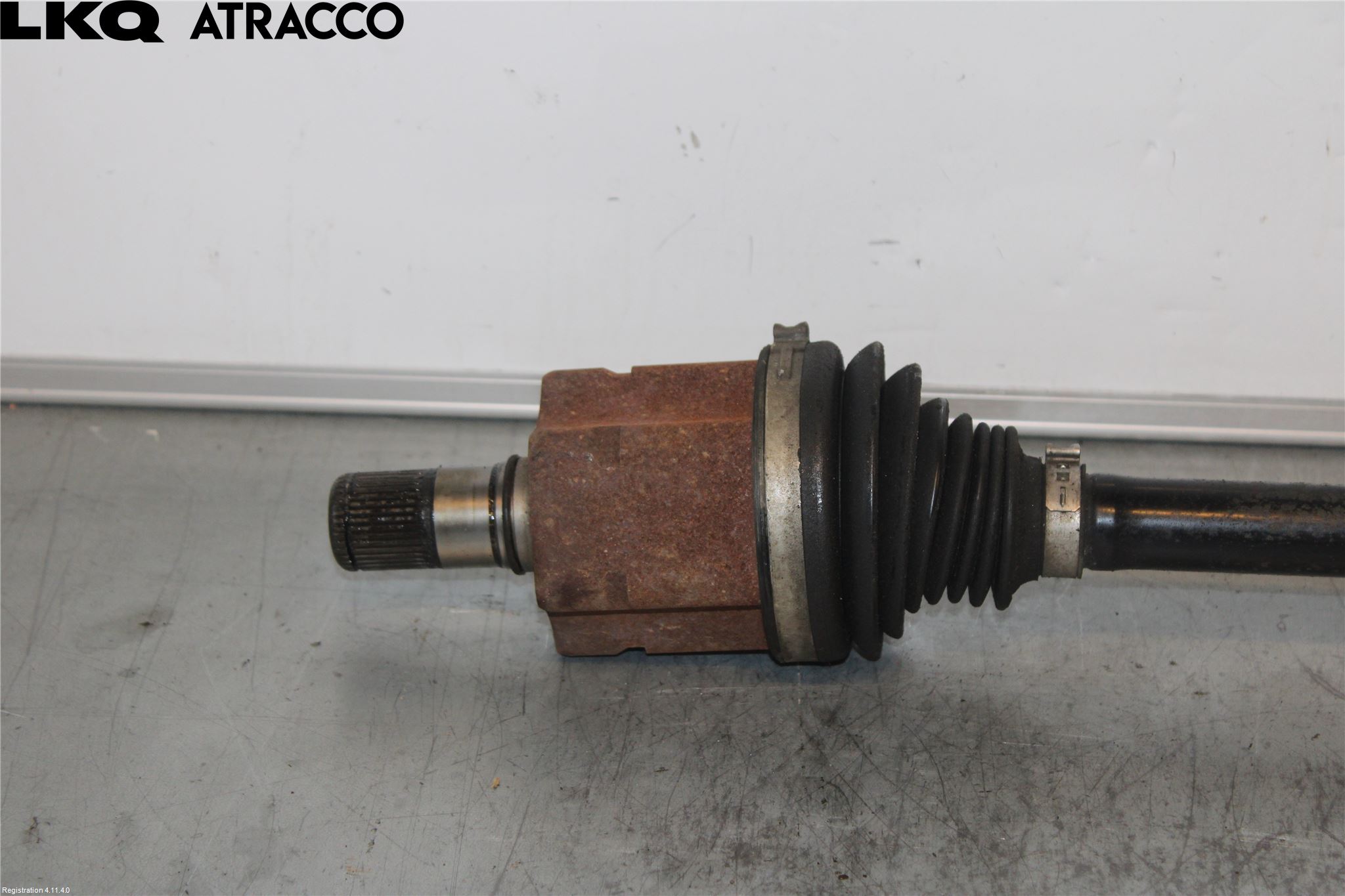 Volkswagen VW TIGUAN 07-16 Drivaksel Foran Kompl Venstre