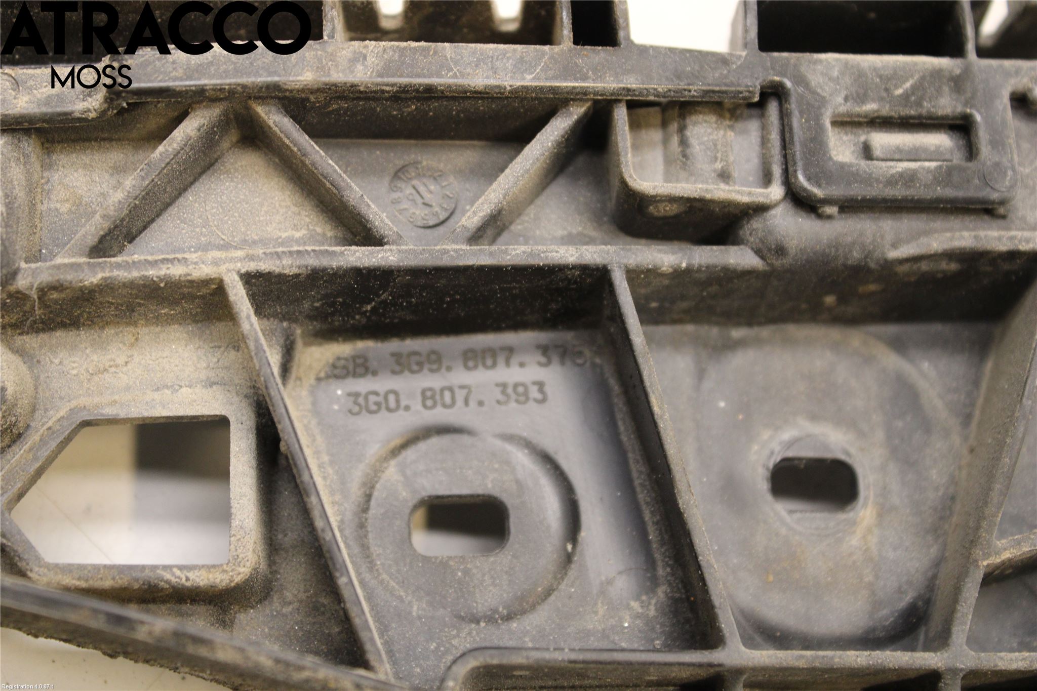 Volkswagen VW PASSAT 15-19 Støtfanger Bak Feste