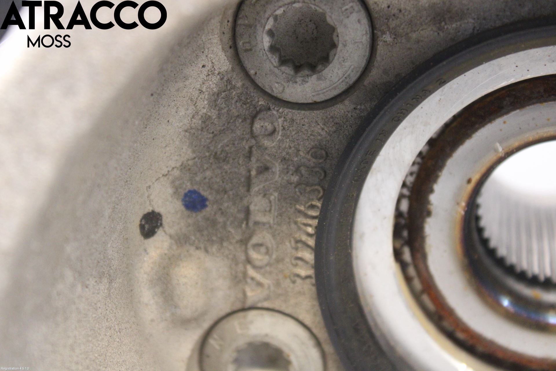 Volvo XC40/RECHARGE 18- Spindel Hf