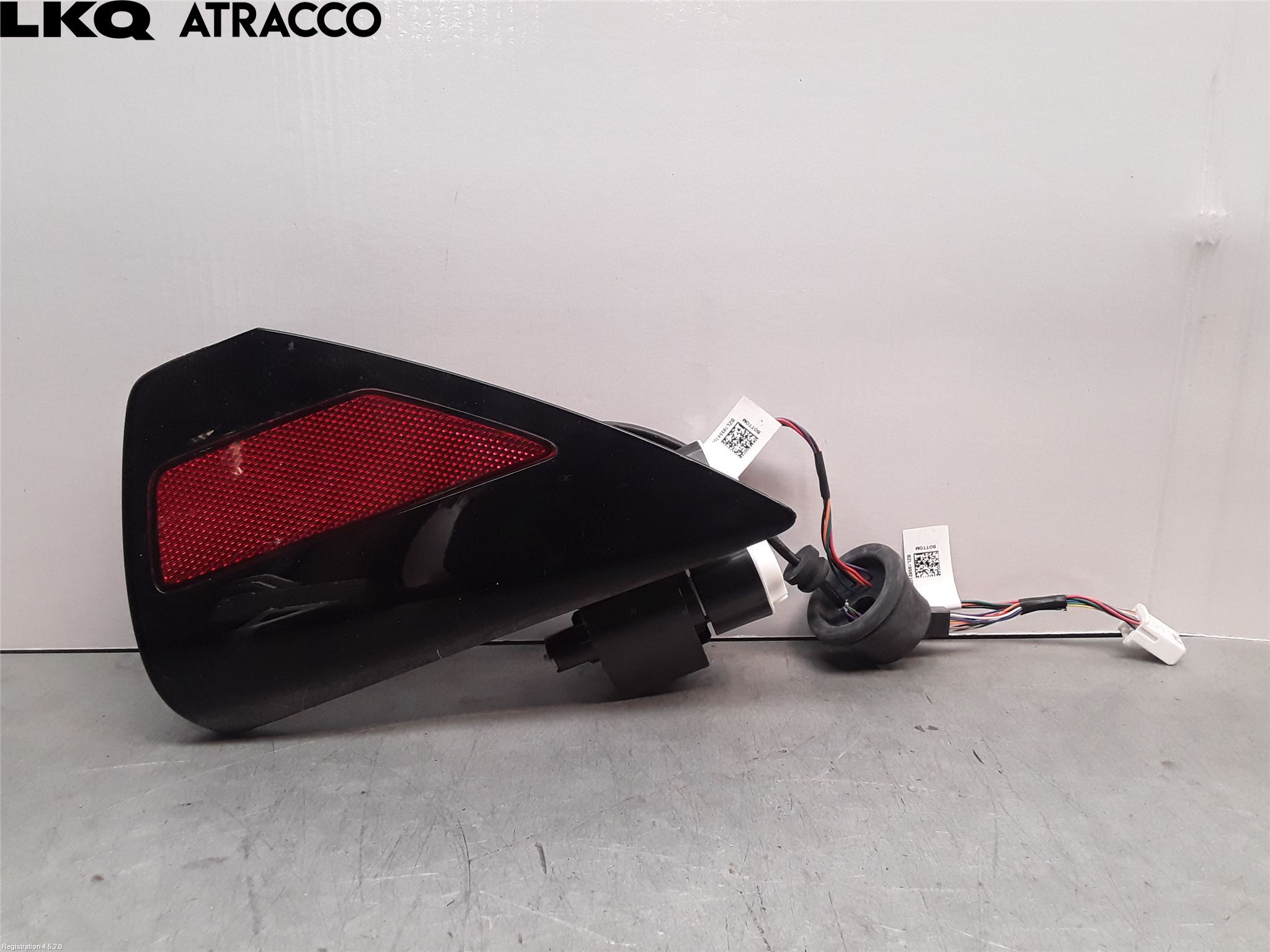 Tesla MODEL 3 17- Refleks Bak