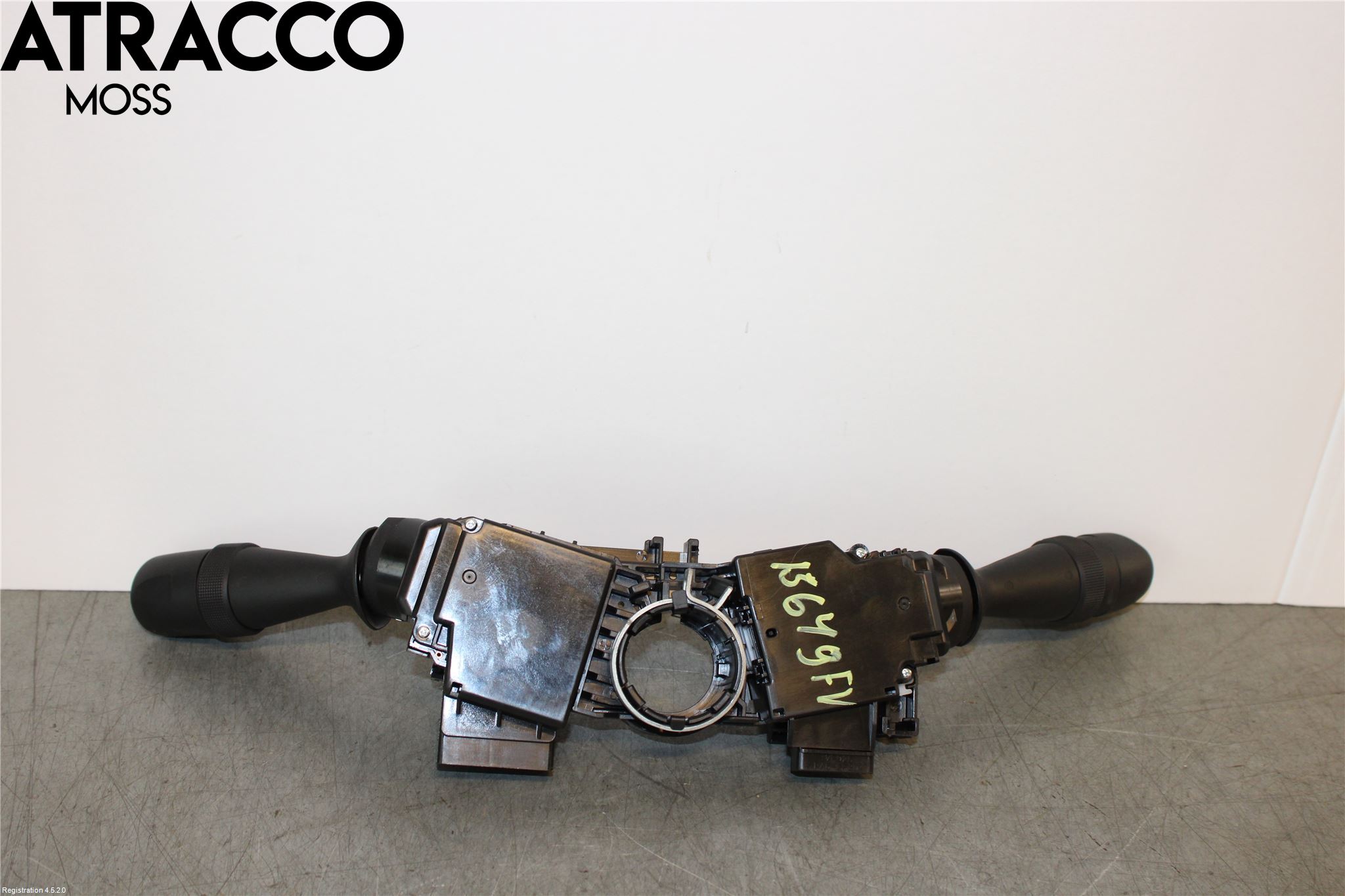 Isuzu D-MAX Bryter Ratt Kombi H Og V