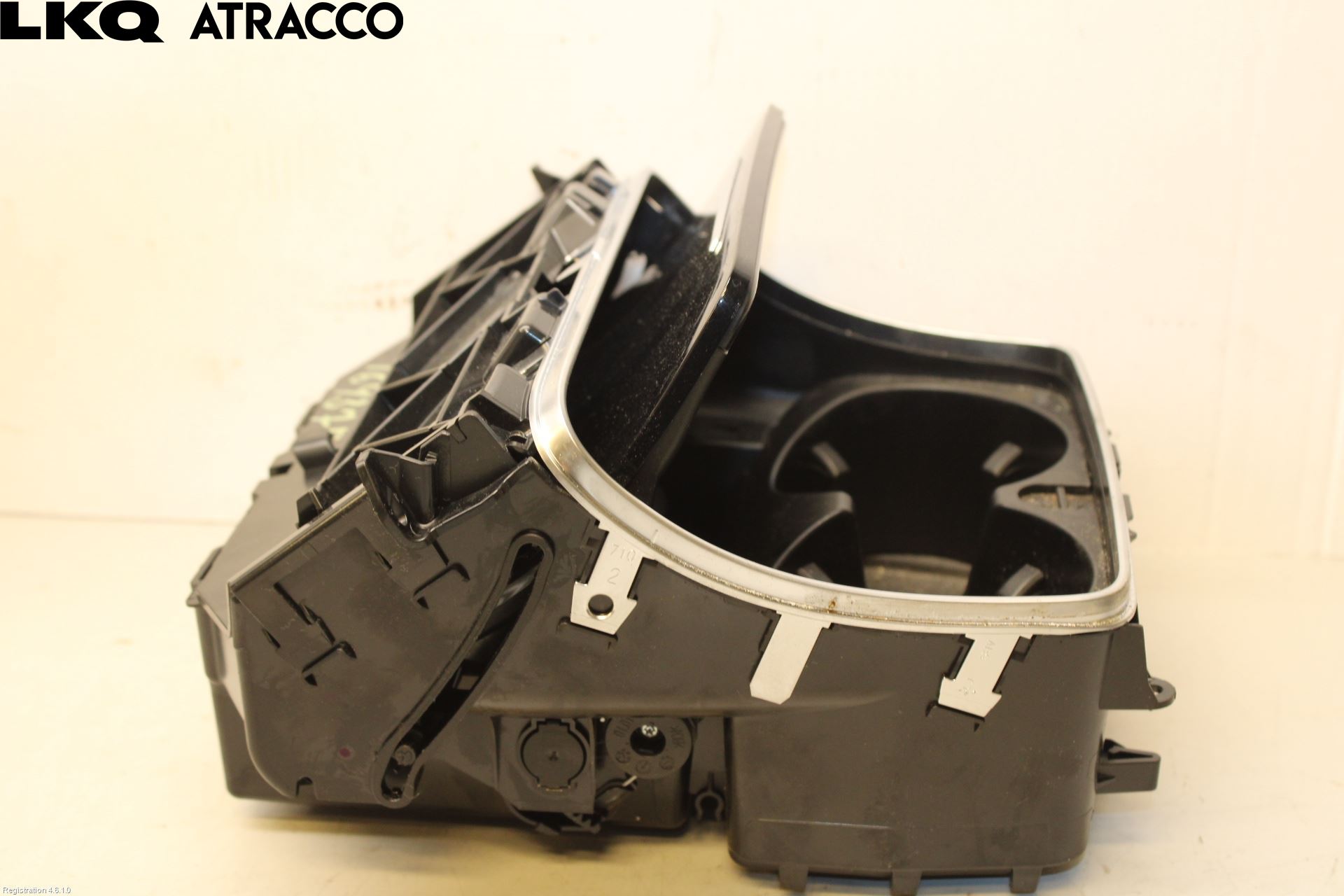 Mercedes-Benz MB C-KLASS (W205) 14-21 Innr Oppbevaringsrom