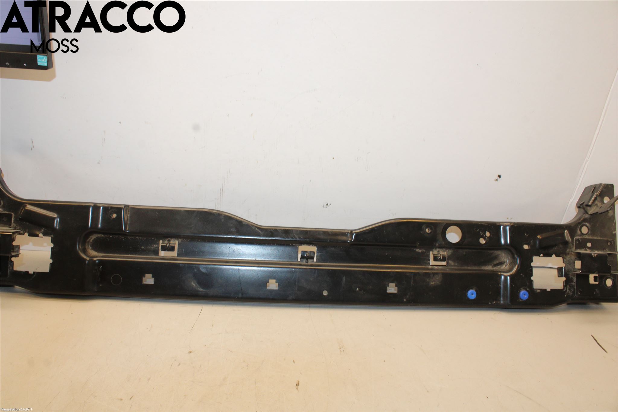 Volvo XC40/RECHARGE 18- Front Øvrig