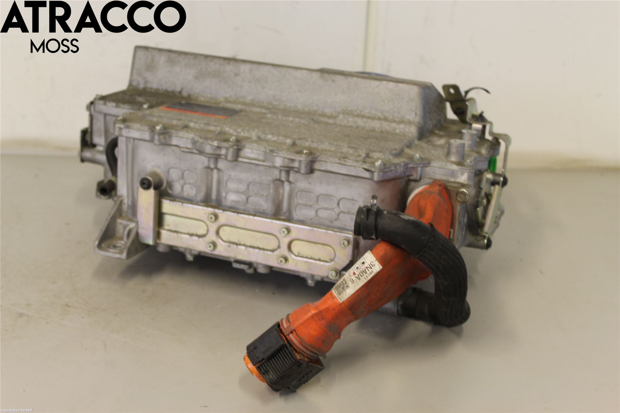 Nissan LEAF 11-17 Inverter 12-)220V