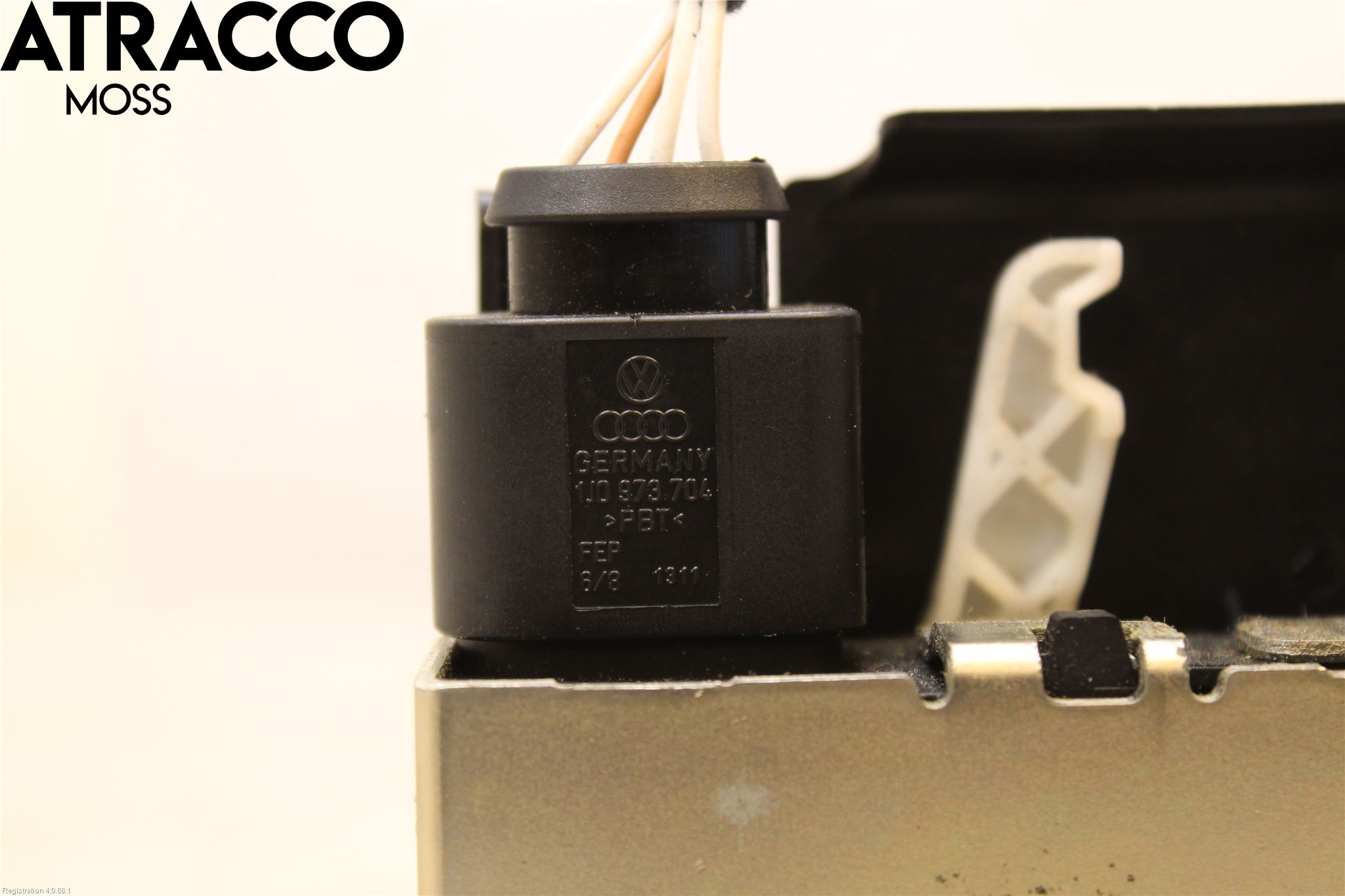 Volkswagen VW GOLF VI 09-13 Bakluke-Lokk Låsekasse