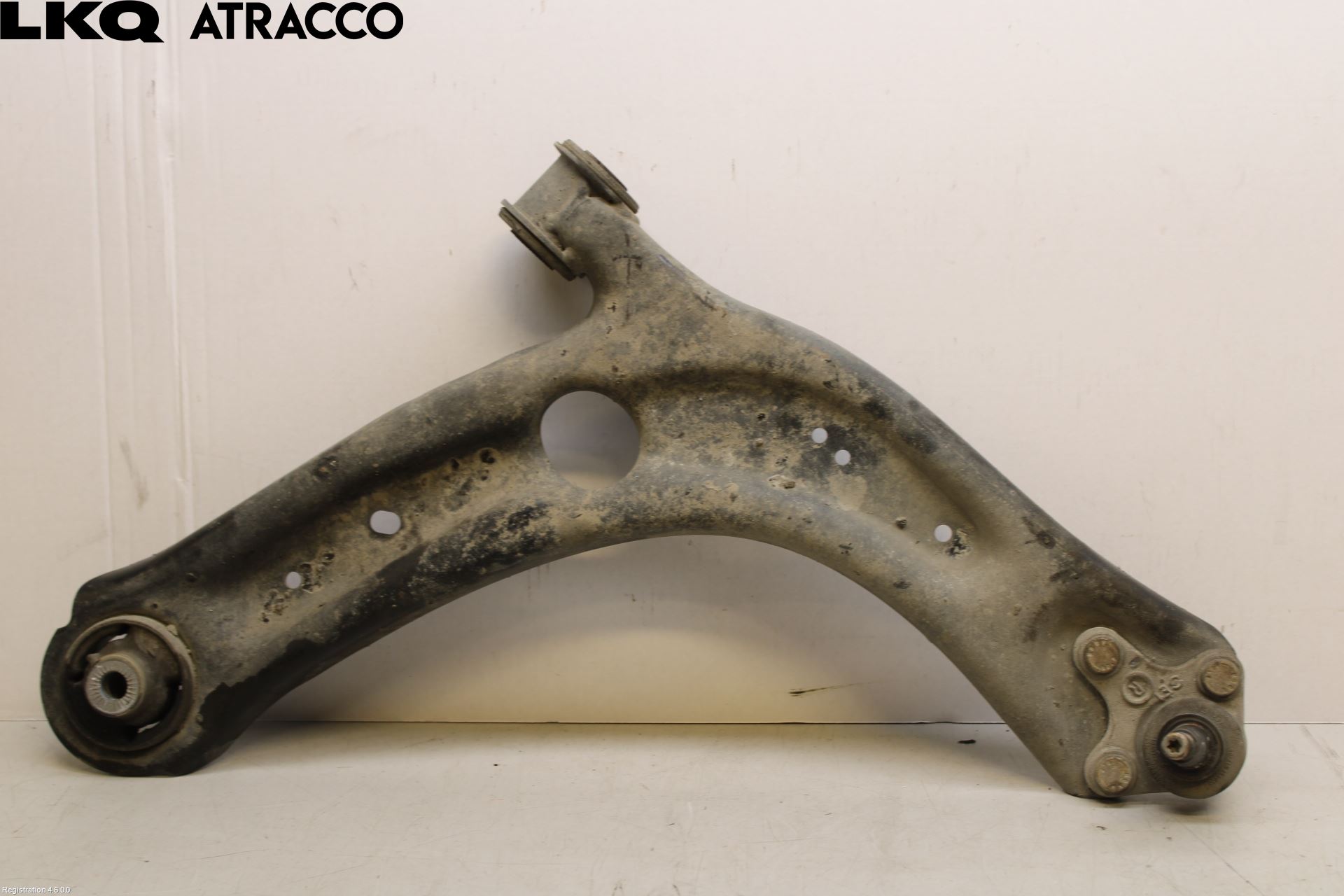 Volkswagen VW PASSAT 15-19 Bærearm Foran Høyre Nedre