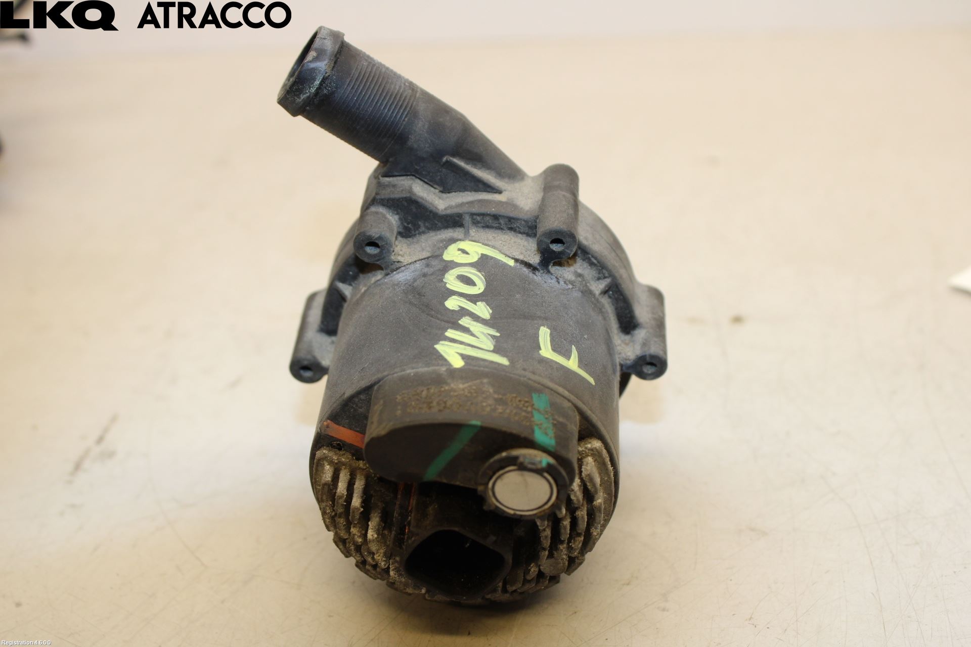 Tesla MODEL S 13- Vannpumpe