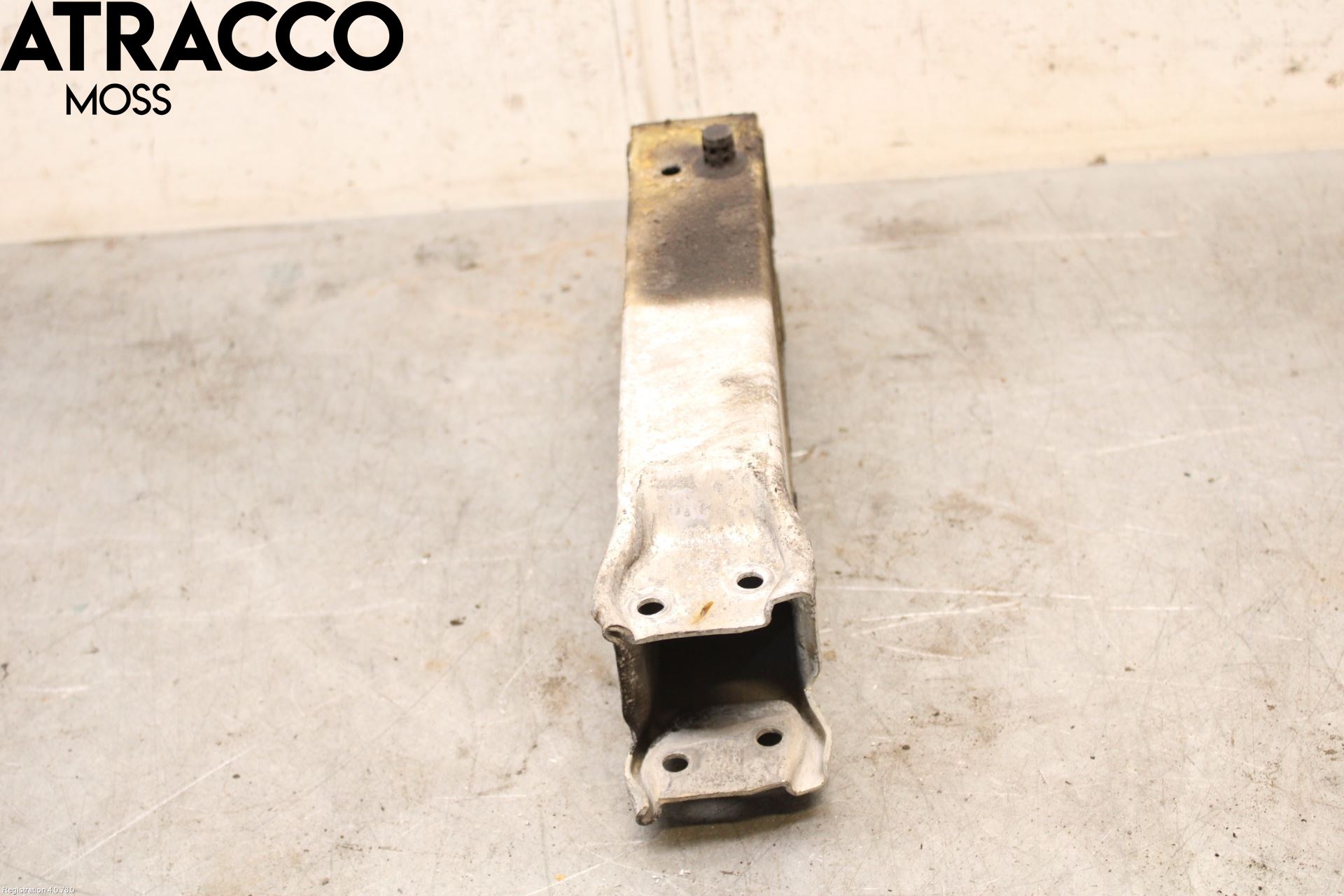 BMW 6 F12/F13 10-18 Støtfanger Foran Bjelke