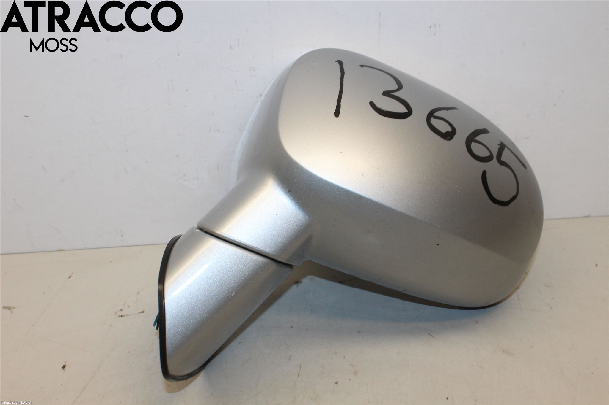 SsangYong SSANG YONG RODIUS Speil V M-Innvjustering