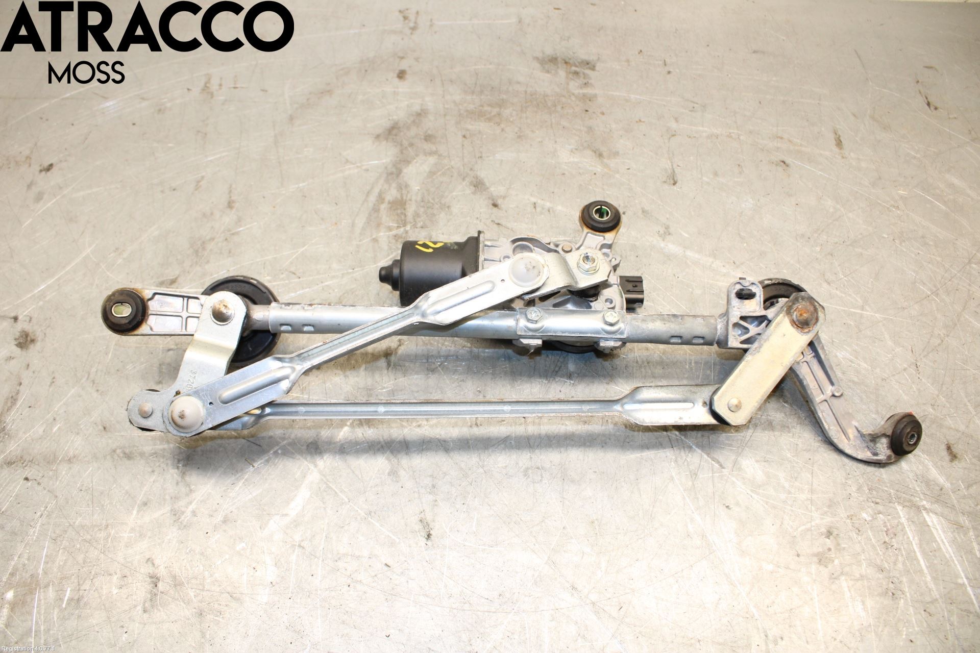 Nissan LEAF 11-17 Viskermotor Frontrute