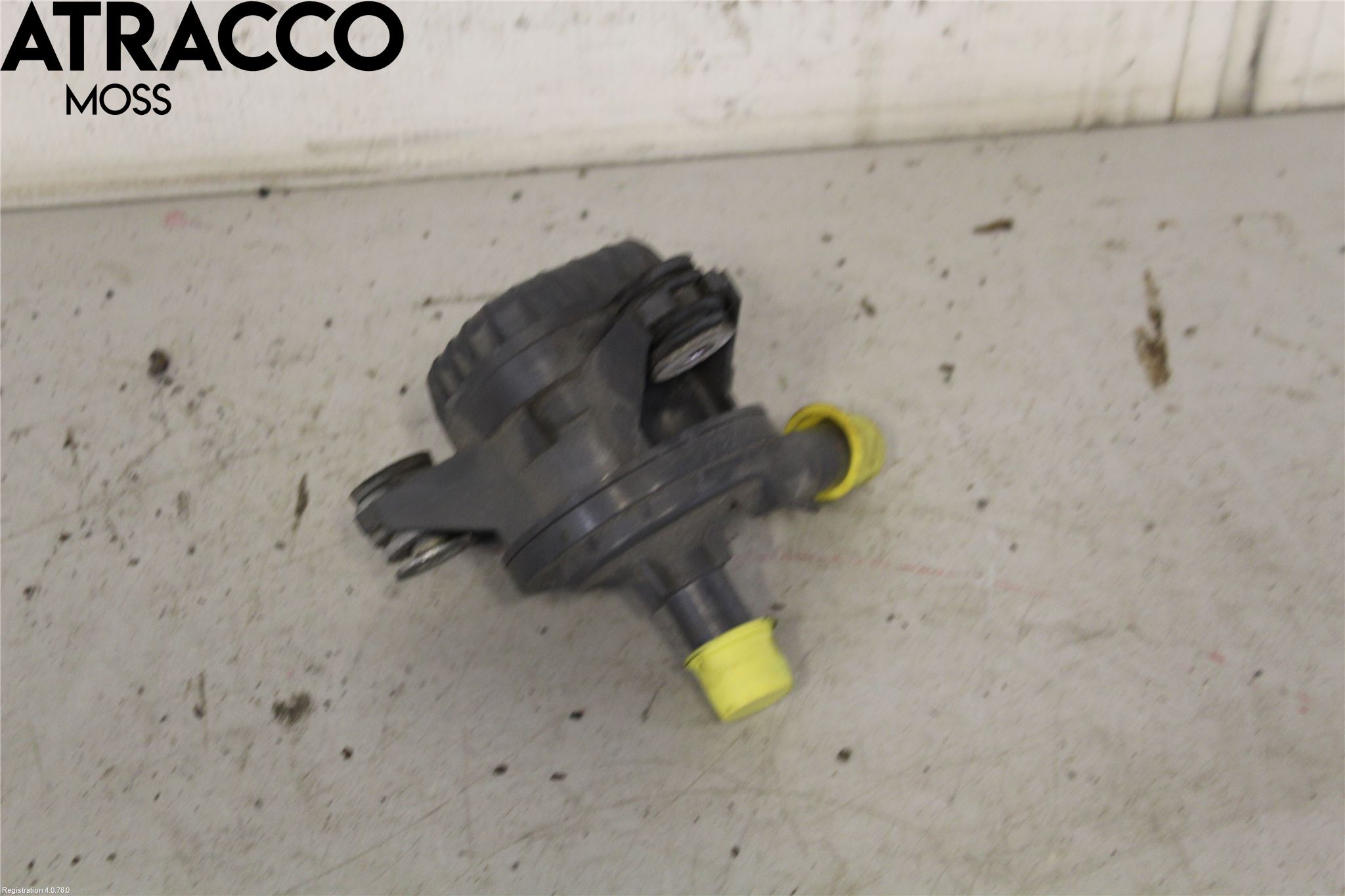 Toyota YARIS XP130 12-14 Vannpumpe