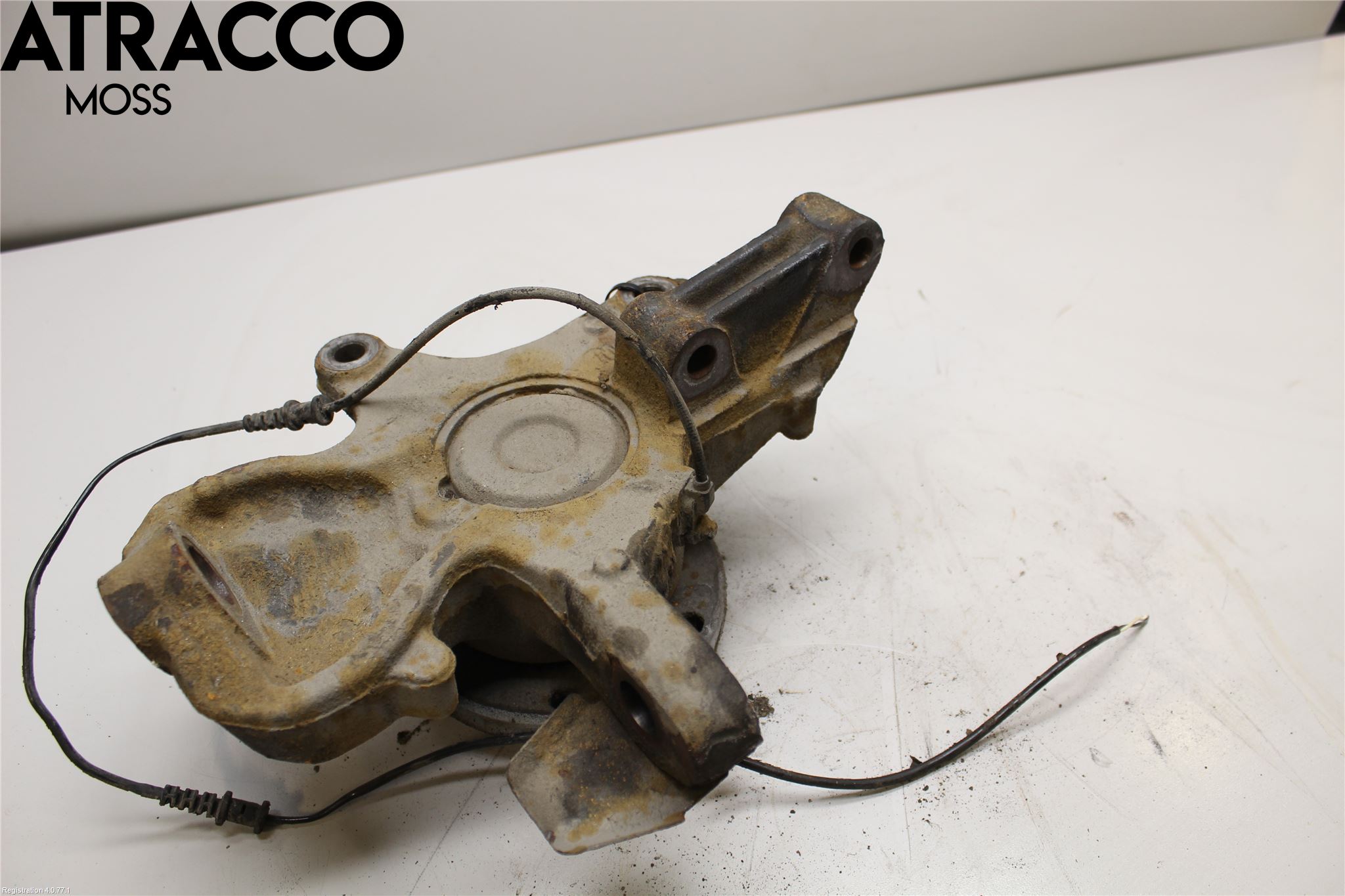 Mercedes-Benz MB SPRINTER (W906) 06-18 Spindel Vf