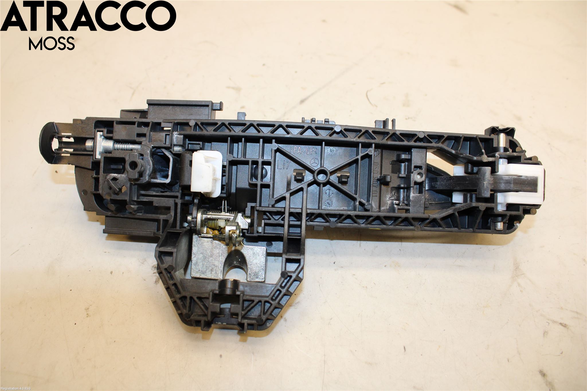 Mercedes-Benz MB E-KLASS (W212) 09-16 Dørhandtak Ytre Venstre
