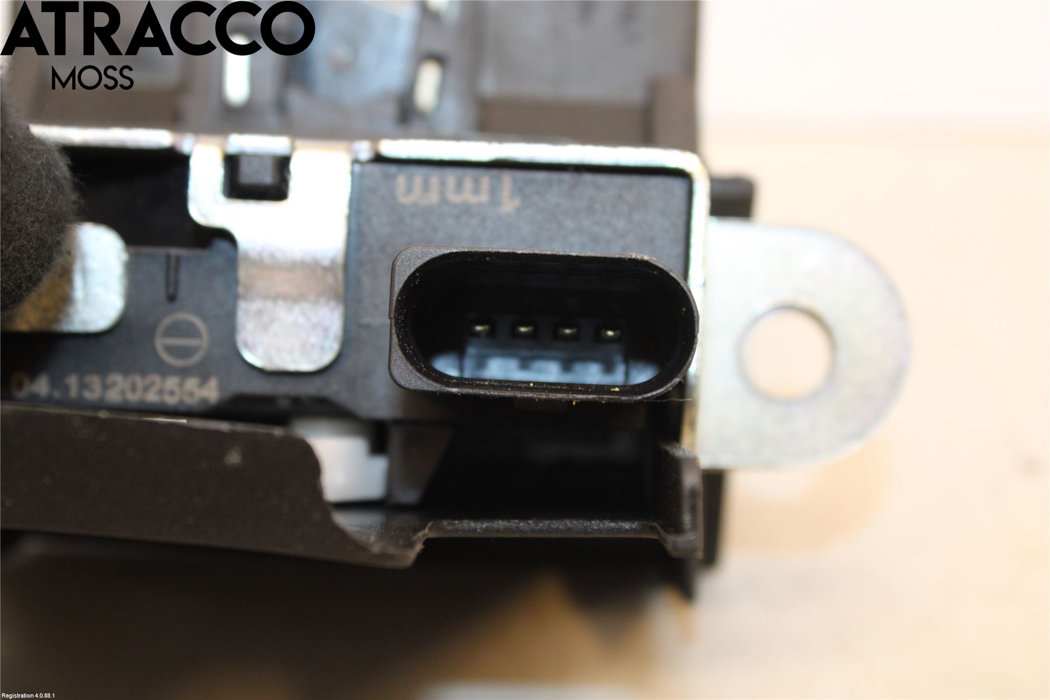 Volkswagen VW GOLF / E-GOLF VII 13-20 Bakluke-Lokk Låsekasse