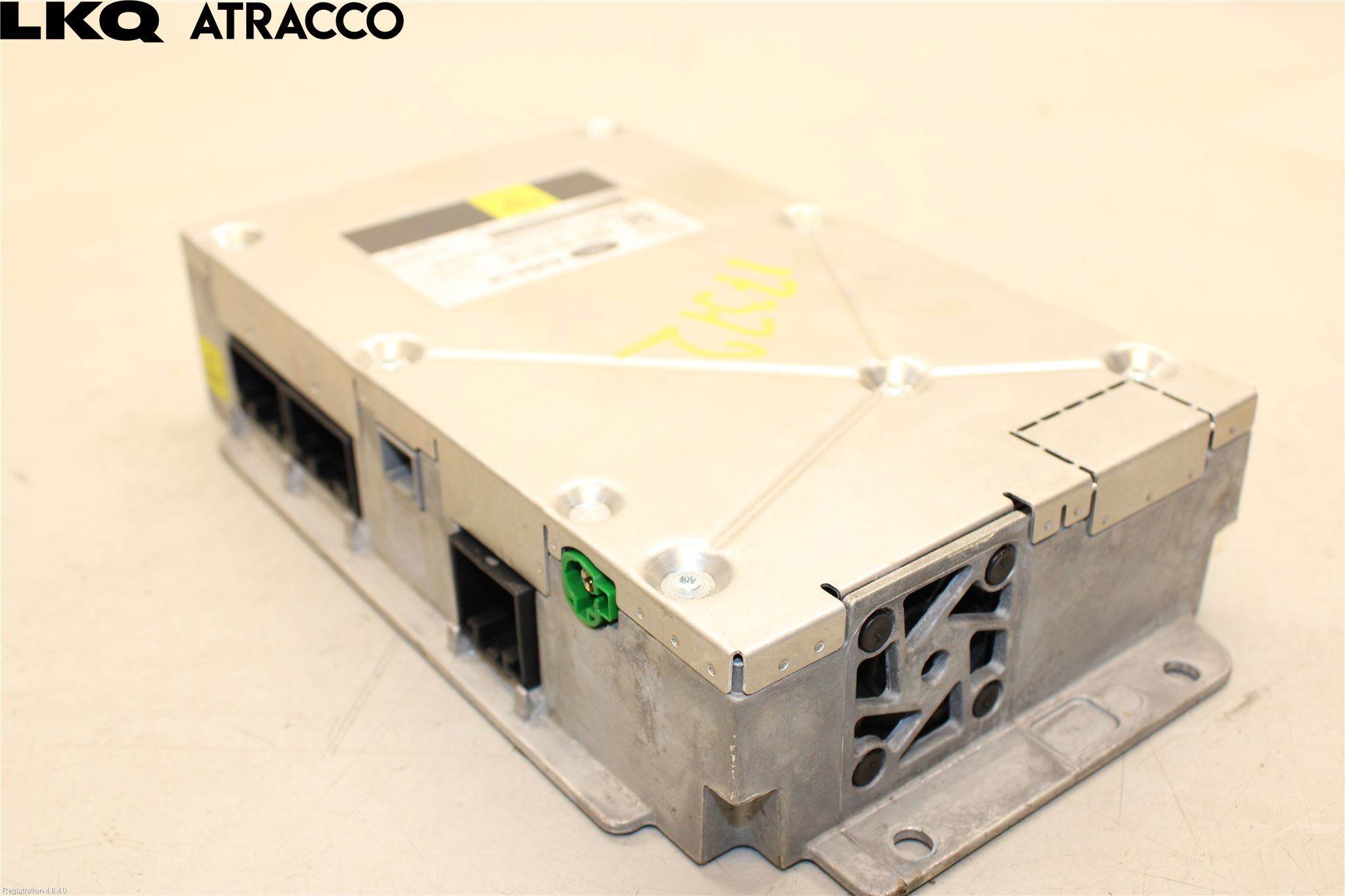 Jaguar I-PACE 18- Stereo Forsterker