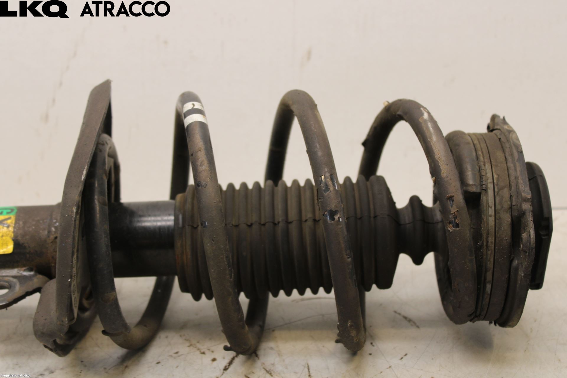 Nissan LEAF 18- Fjærbein Foran Høyre