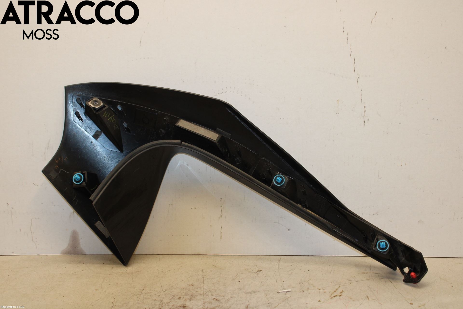 Nissan LEAF 18- Spoiler Bakluke