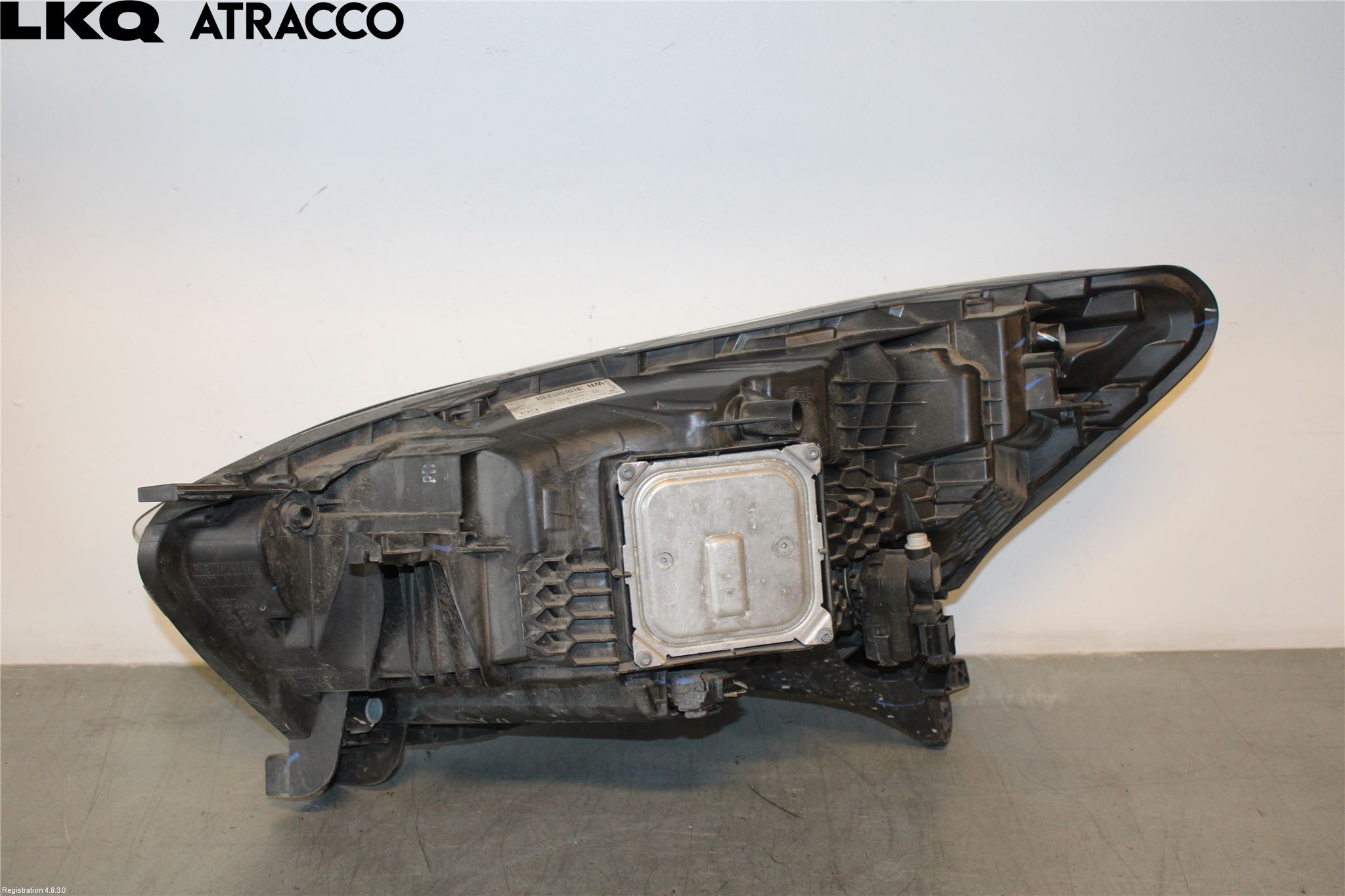 Renault CAPTUR 13-19 Frontlykt Høyre