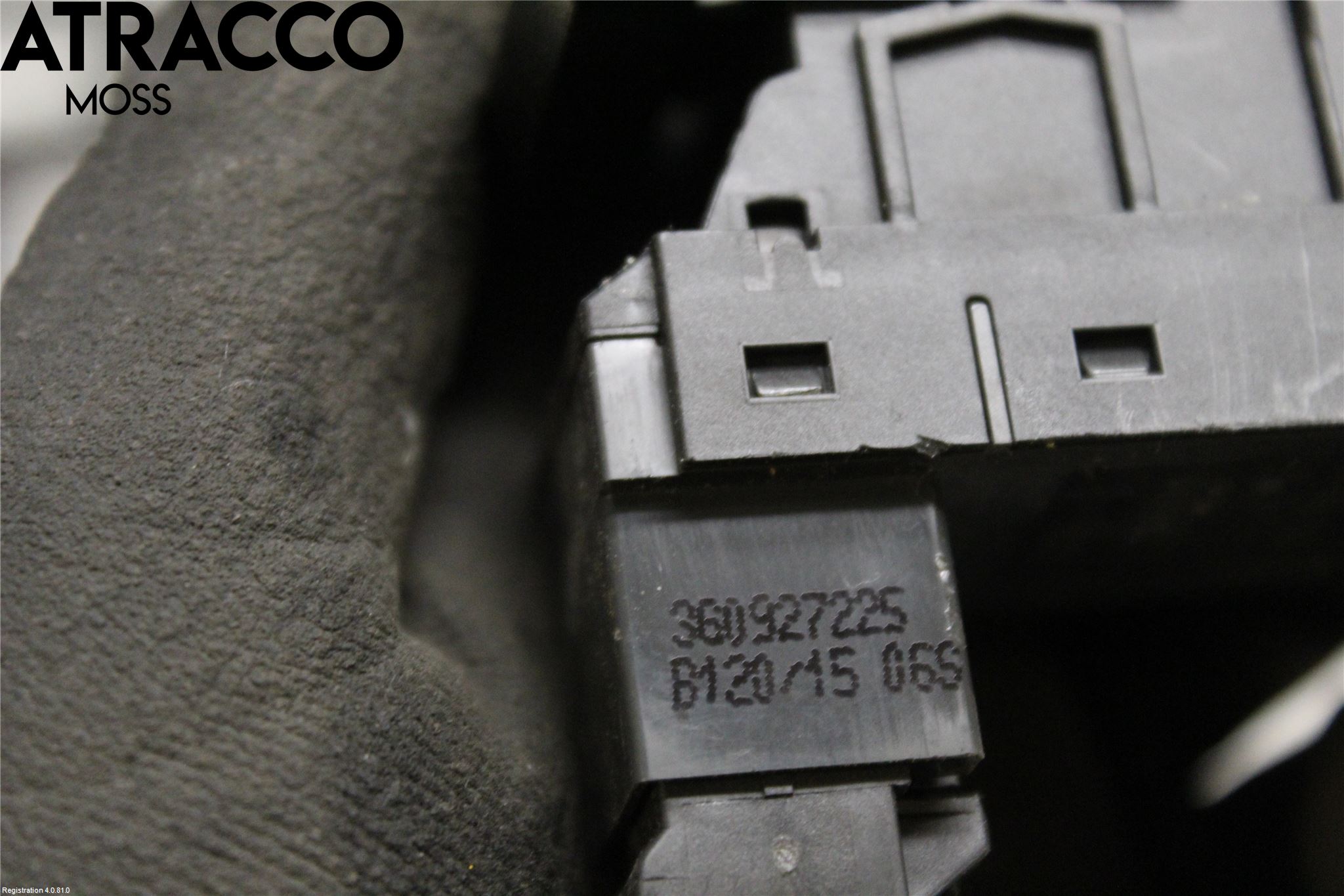 Volkswagen VW PASSAT 15-19 Bryter Parkeringsbrems