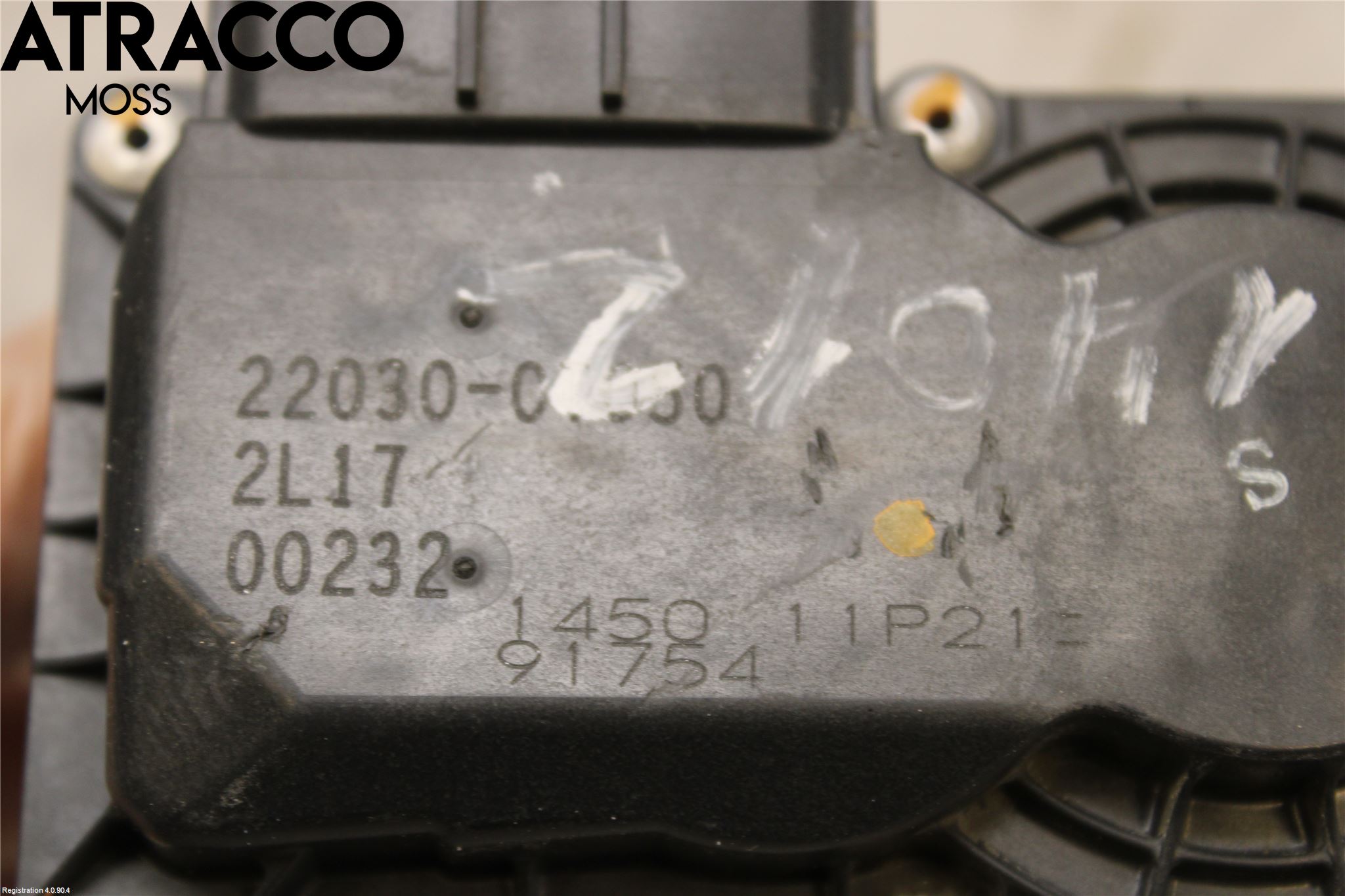 Toyota AVENSIS 09-15 Inns Spjeldhus