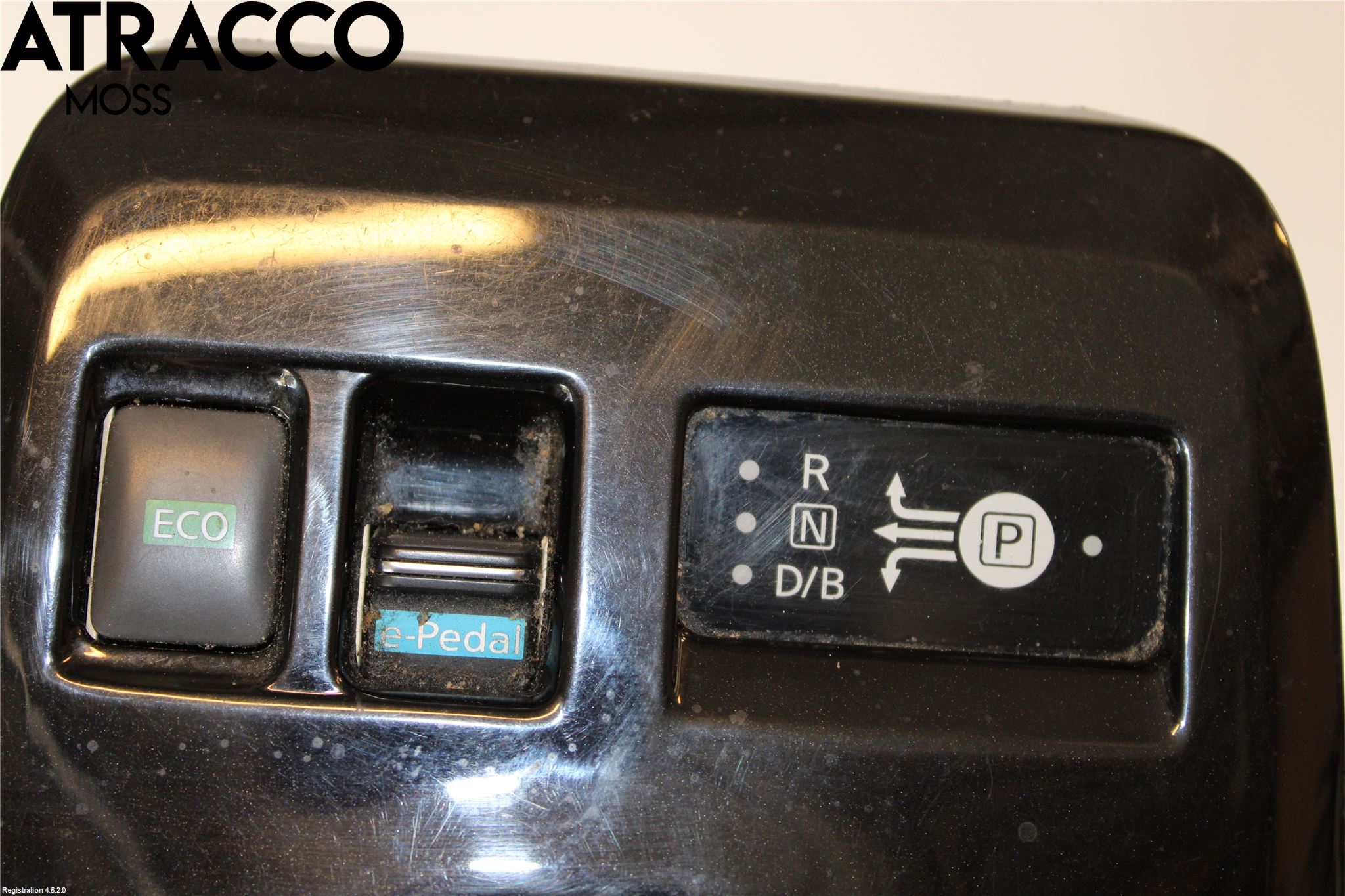 Nissan LEAF 18- Instrumentkonsoll Midt