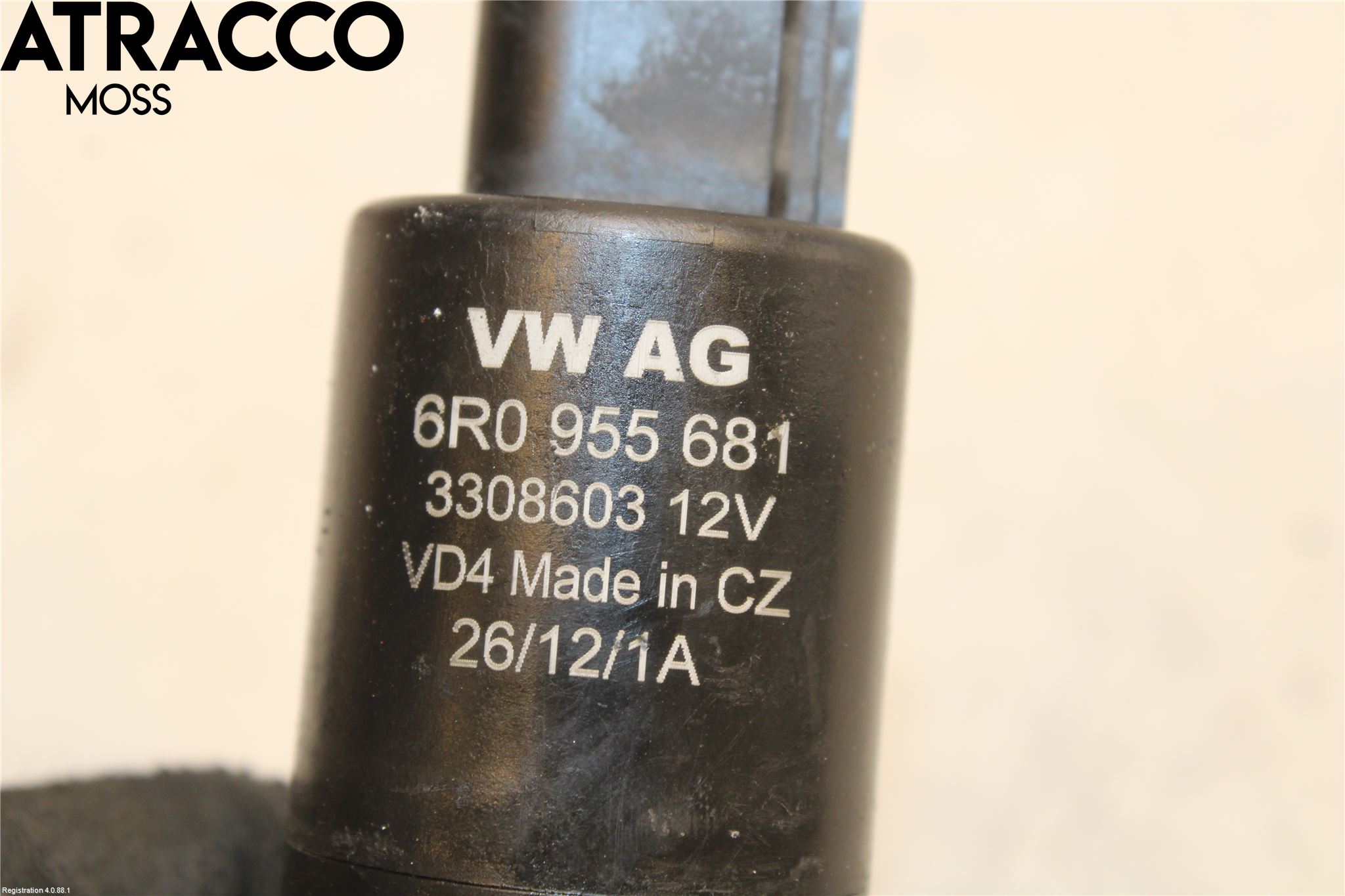 Volkswagen VW PASSAT 11-14 Spylerpumpe Frontrute