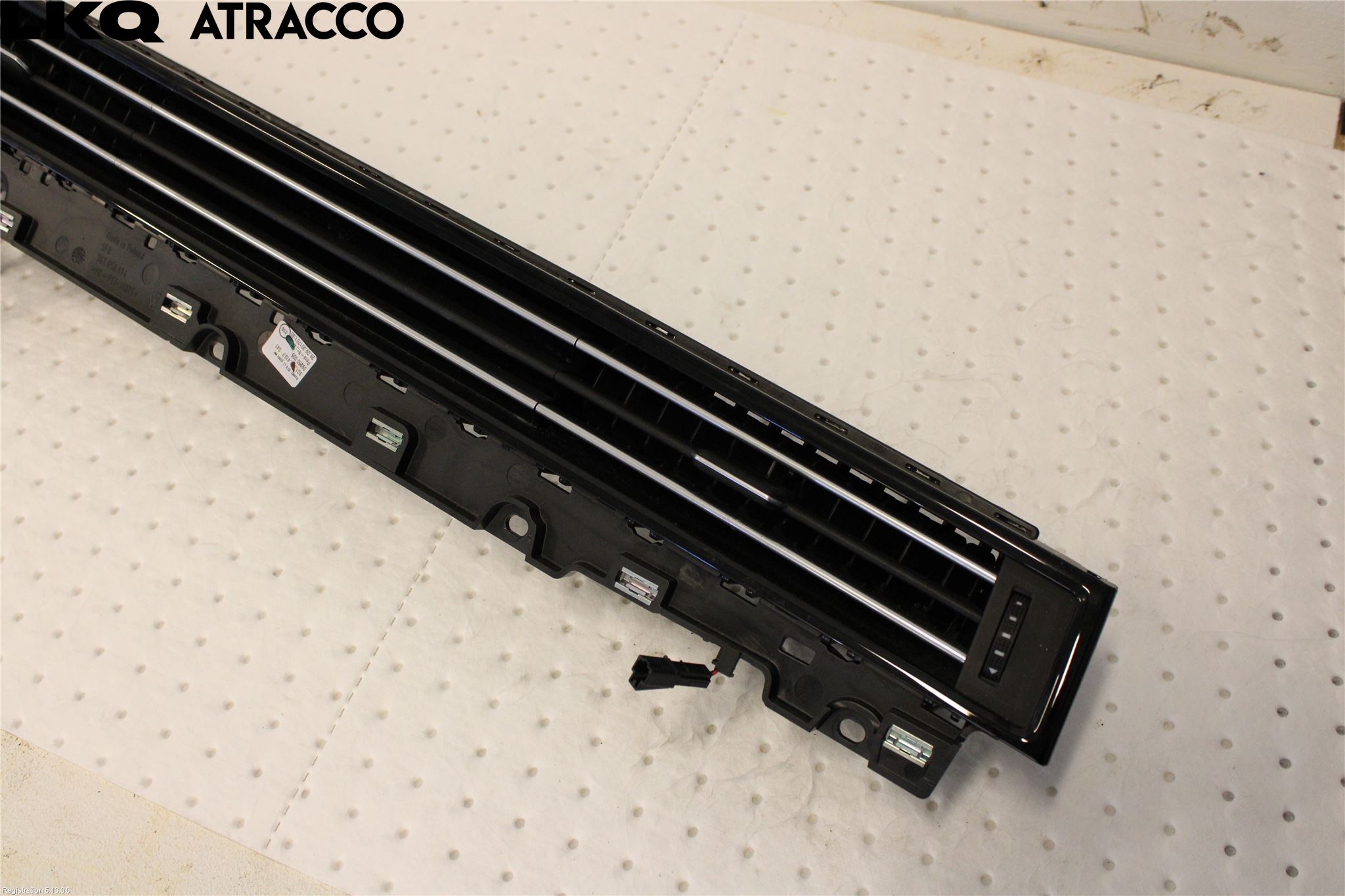 Volkswagen VW PASSAT 15-19 Dashbord Kanal - Dyse