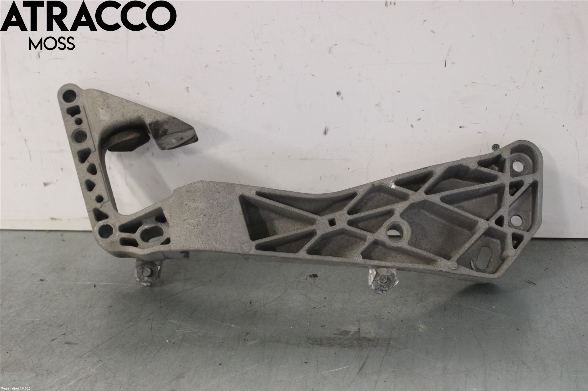 BMW 4 F32/F33/F82/F83 13-20 Gearkasse Bjelke - Travers
