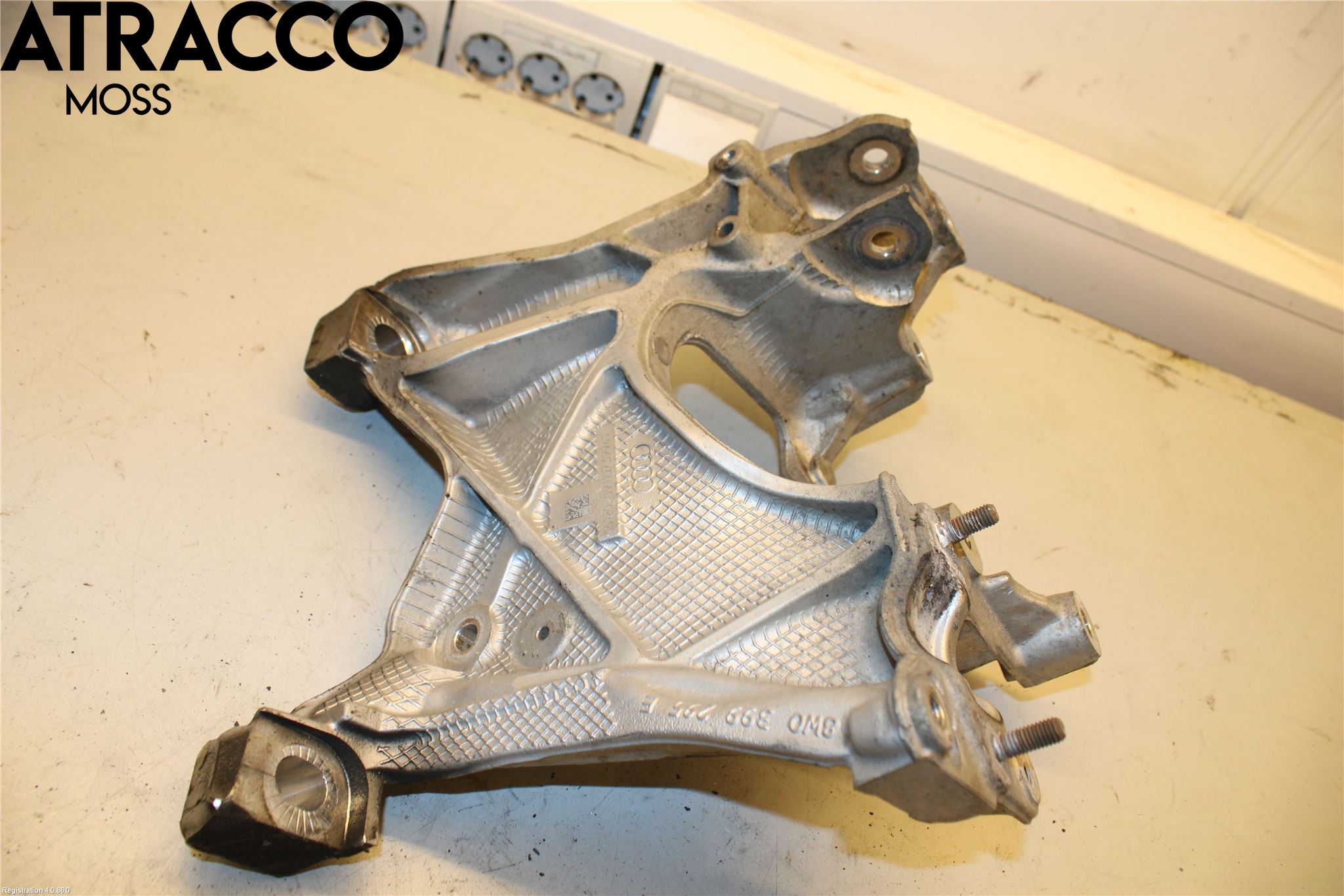 Audi A5 17- Forstillingsbjelke(Tvergående)