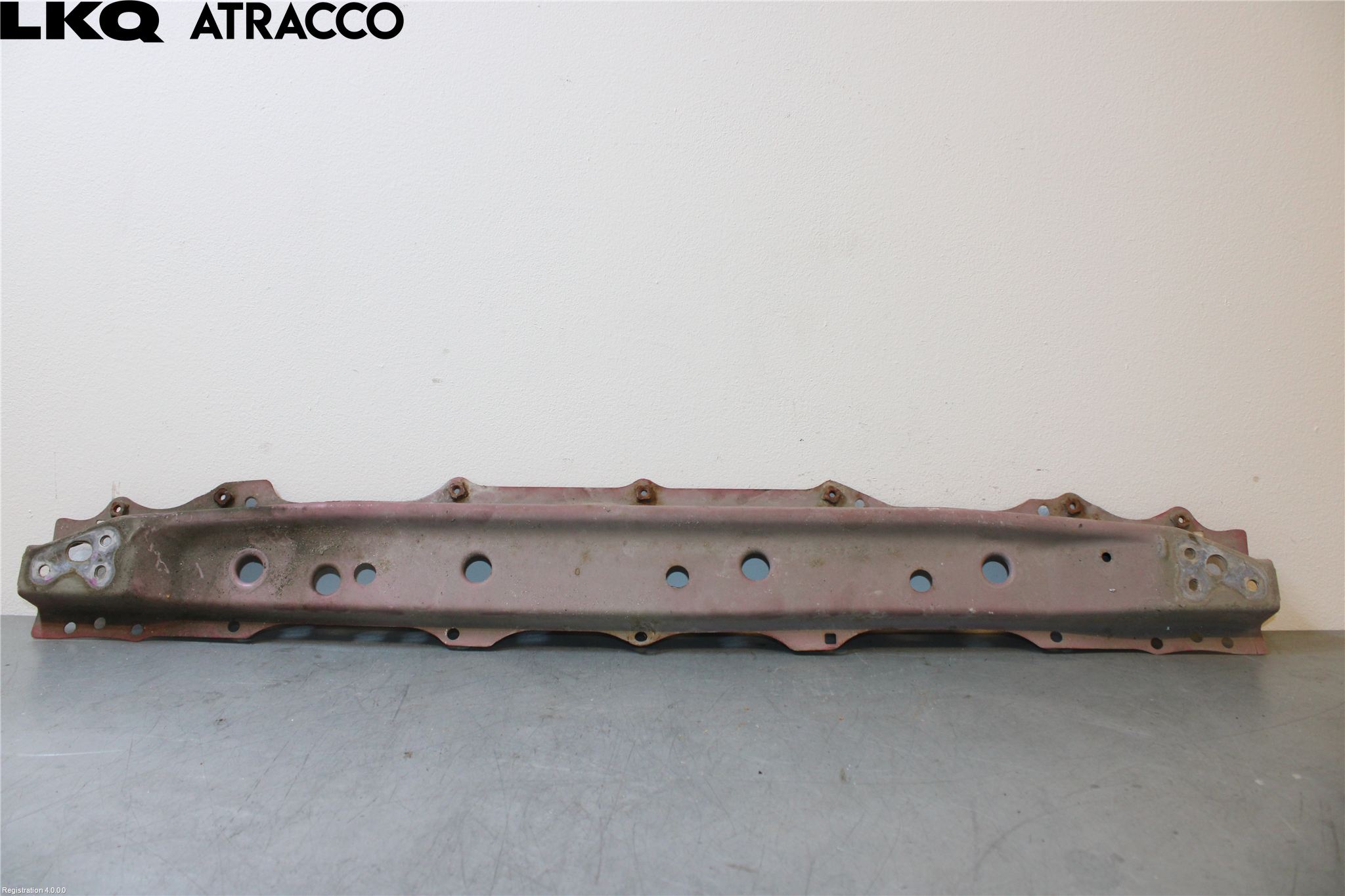 Toyota YARIS XP130 15-20 Frontplate Nedre