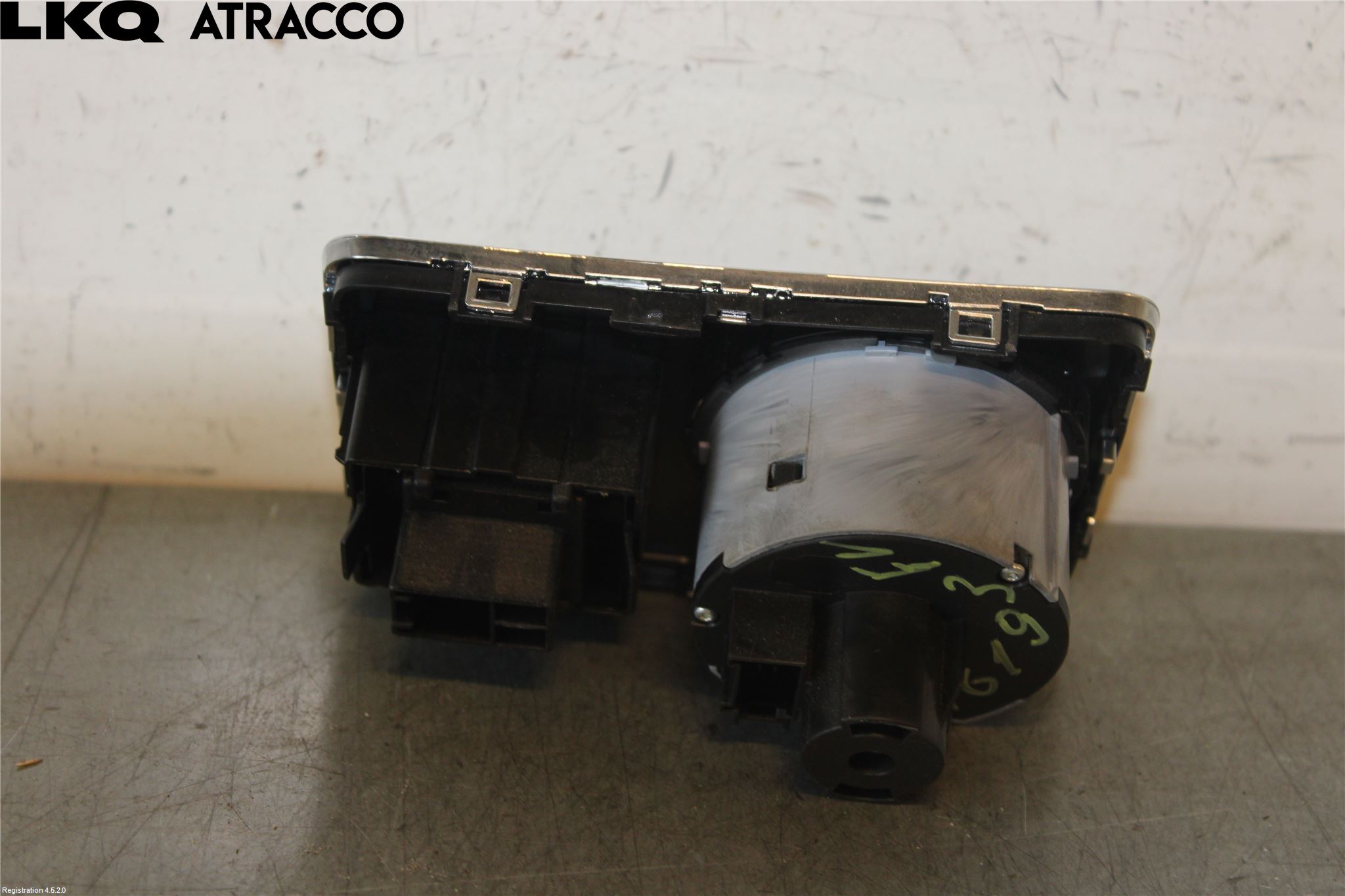 Skoda SUPERB 09-15 Bryter Hovedlys