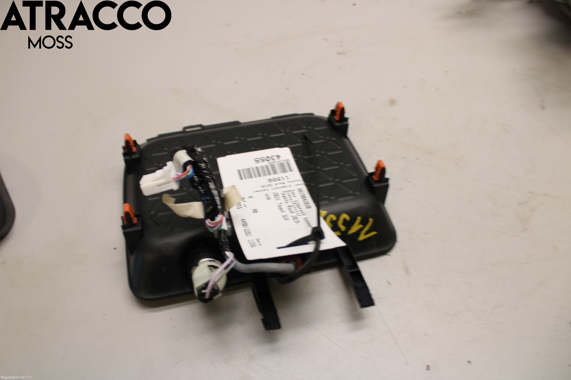 Toyota RAV4 19- Innr Sigarett Tenner