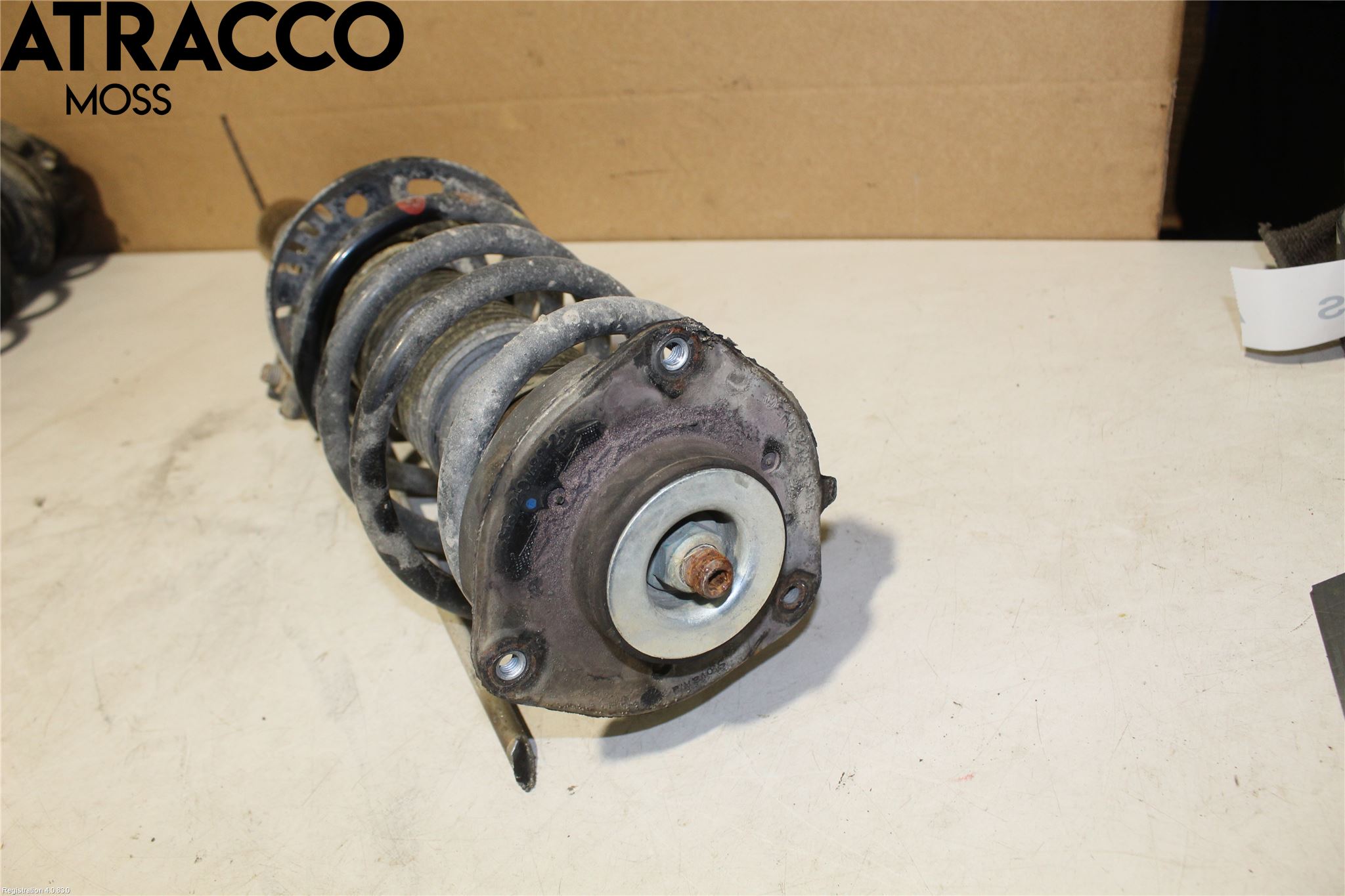 Volkswagen VW CADDY 16-20 Fjærbein Foran Venstre