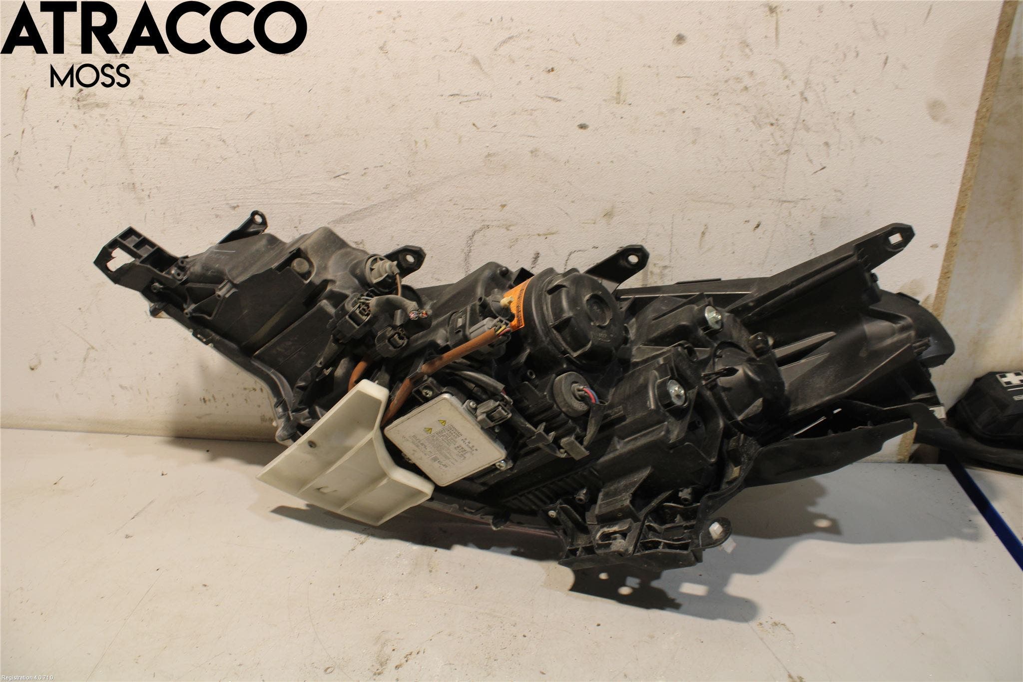 Citroen C-CROSSER Frontlykt Høyre